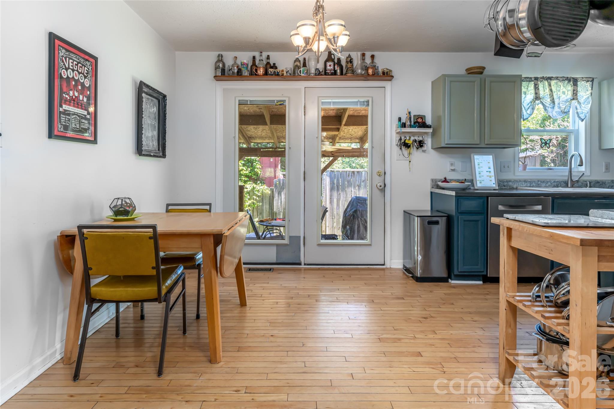 339 Hi Alta Avenue — Asheville