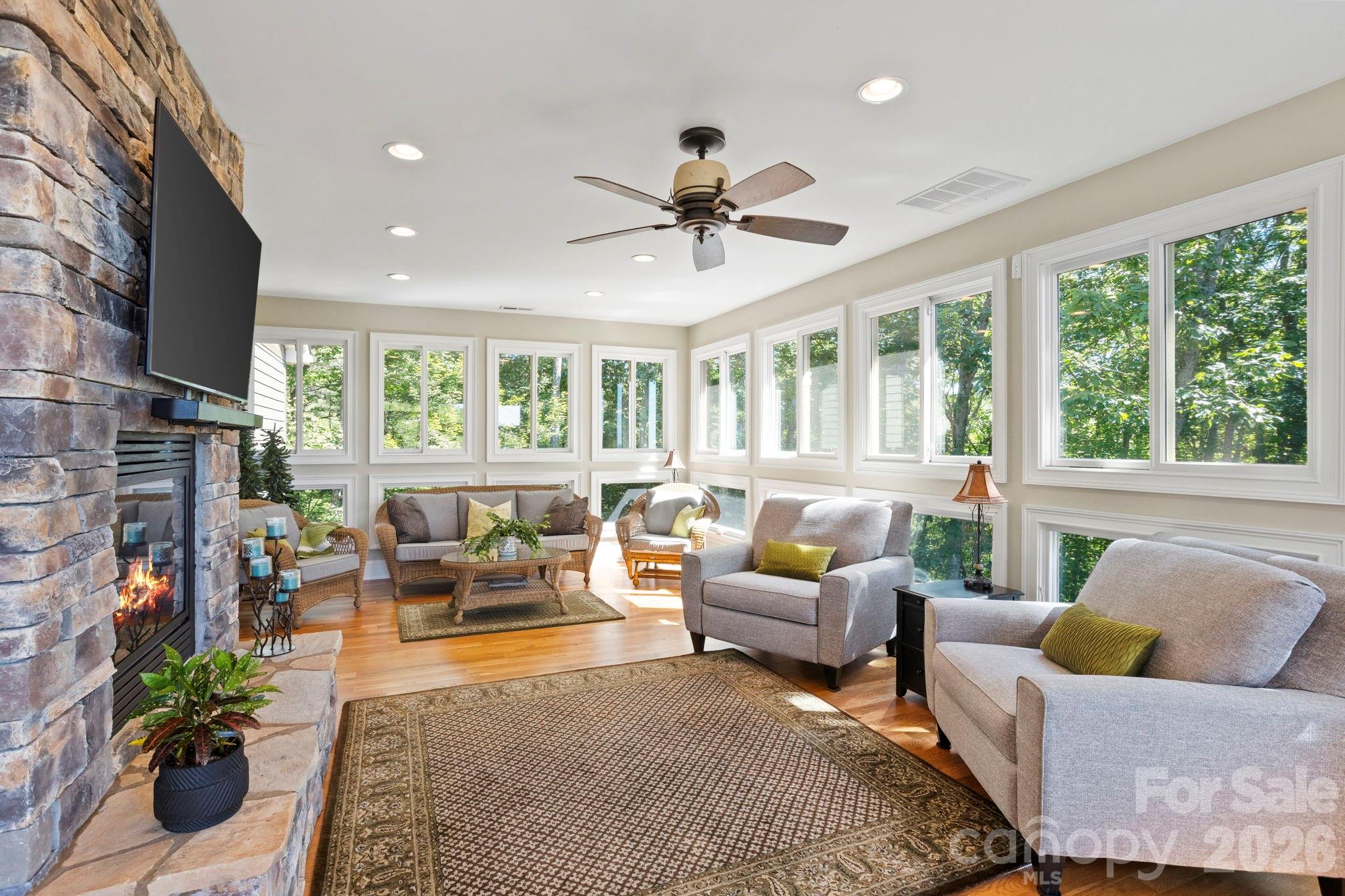 426 Eagle Ridge Road — Zirconia
