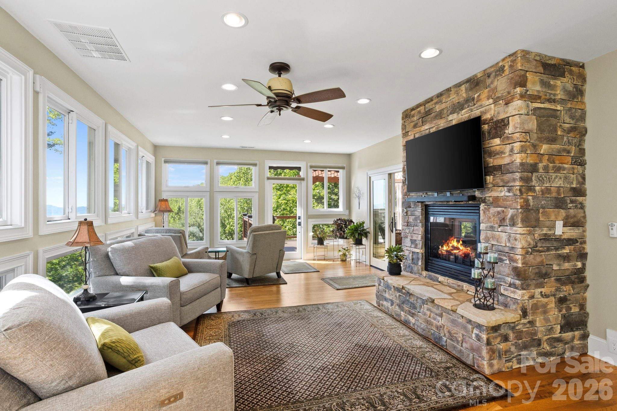 426 Eagle Ridge Road — Zirconia