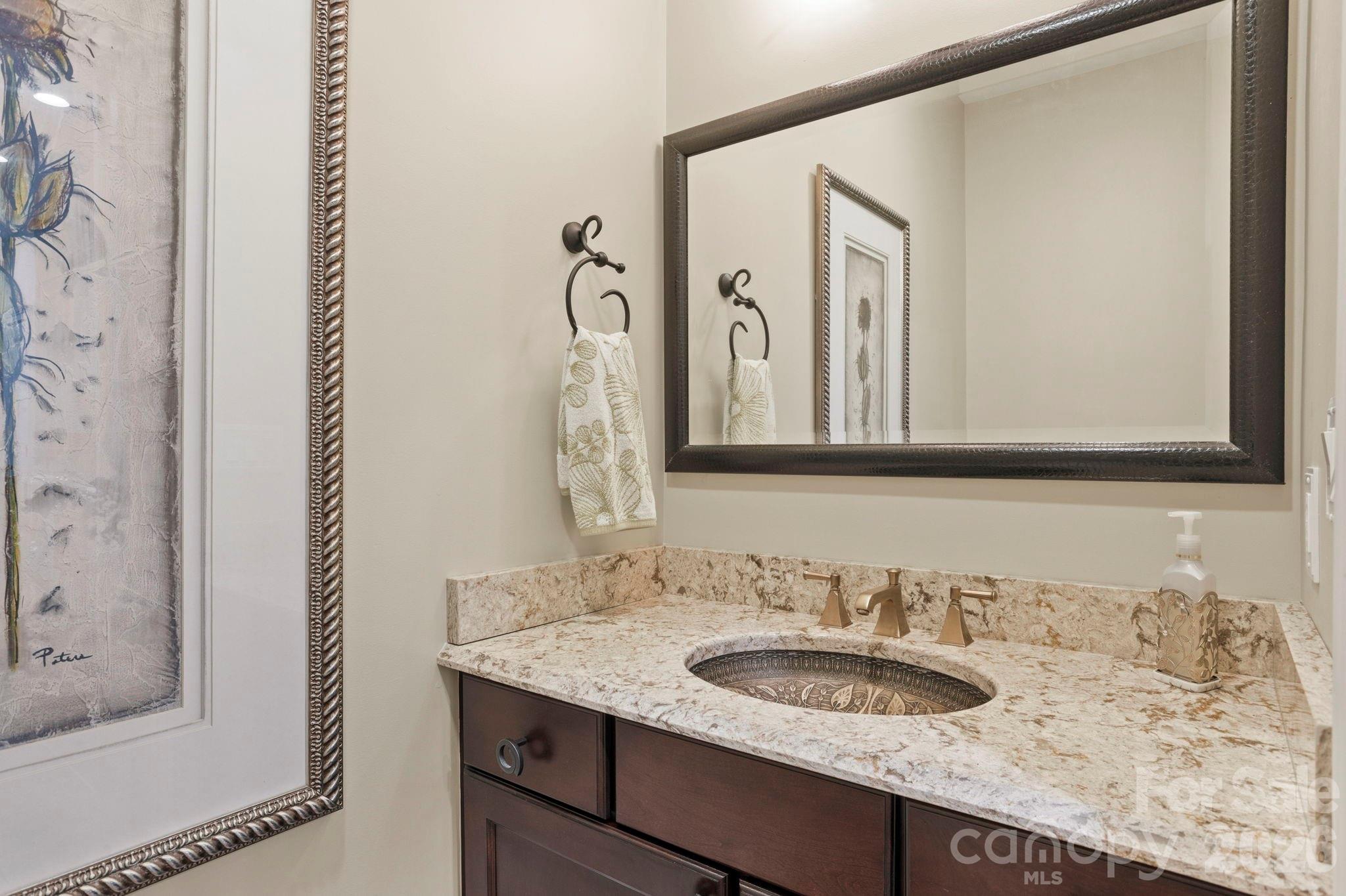426 Eagle Ridge Road — Zirconia
