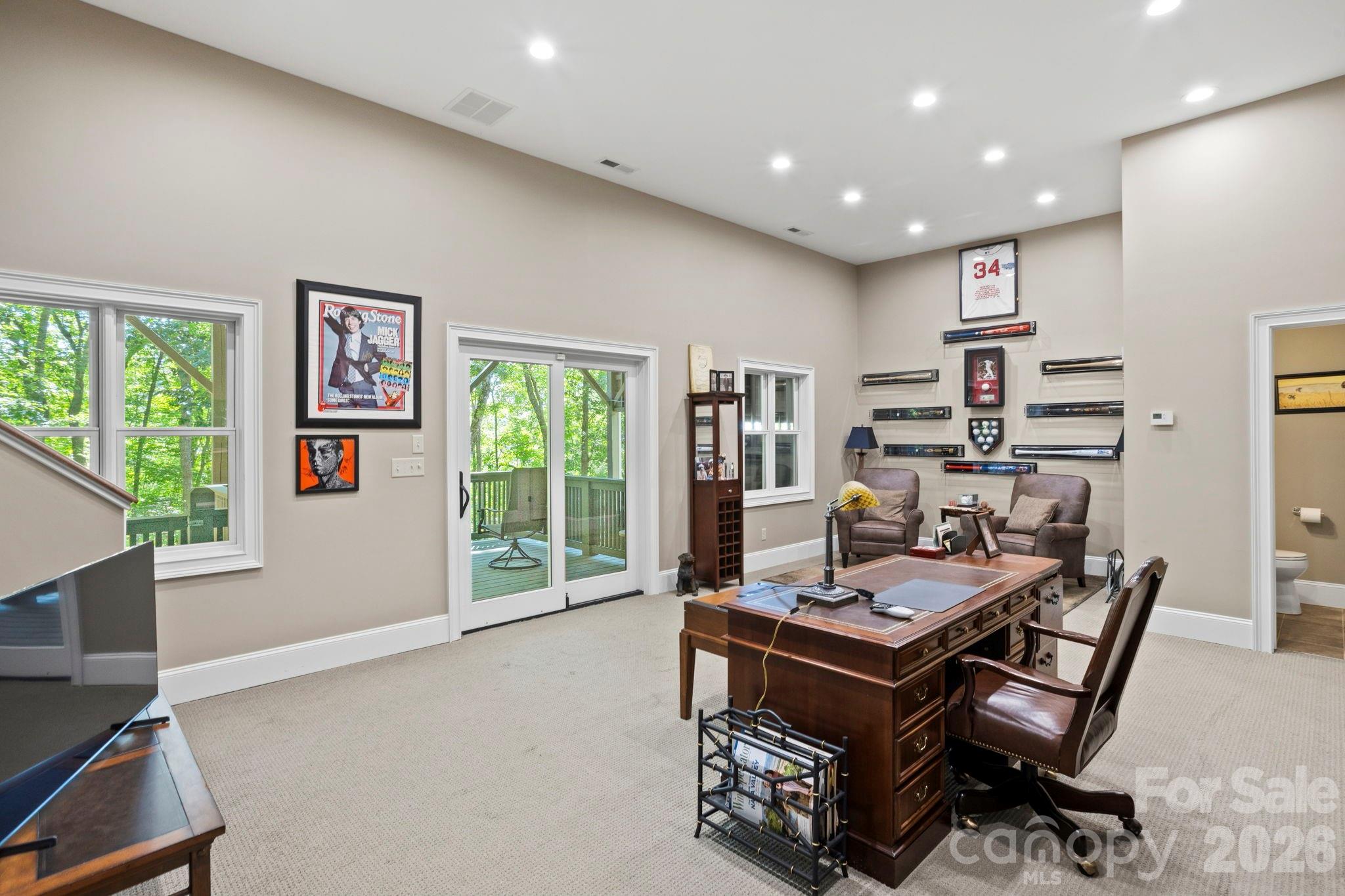 426 Eagle Ridge Road — Zirconia