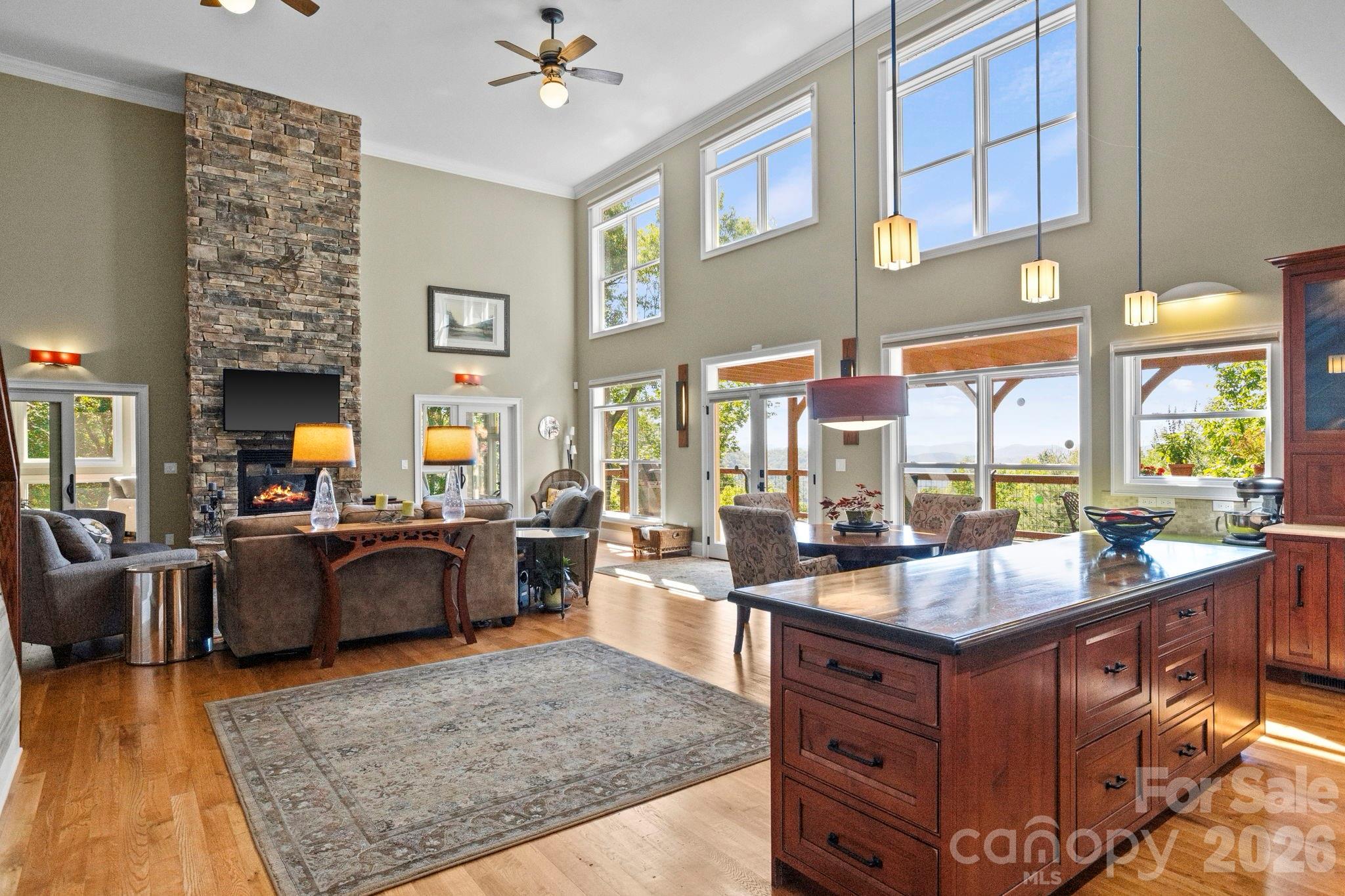 426 Eagle Ridge Road — Zirconia