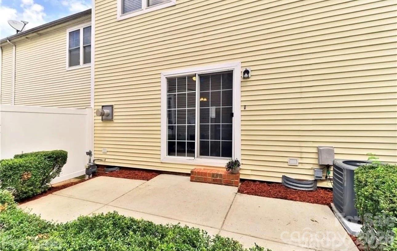 6918 Misty Pine Lane — Charlotte