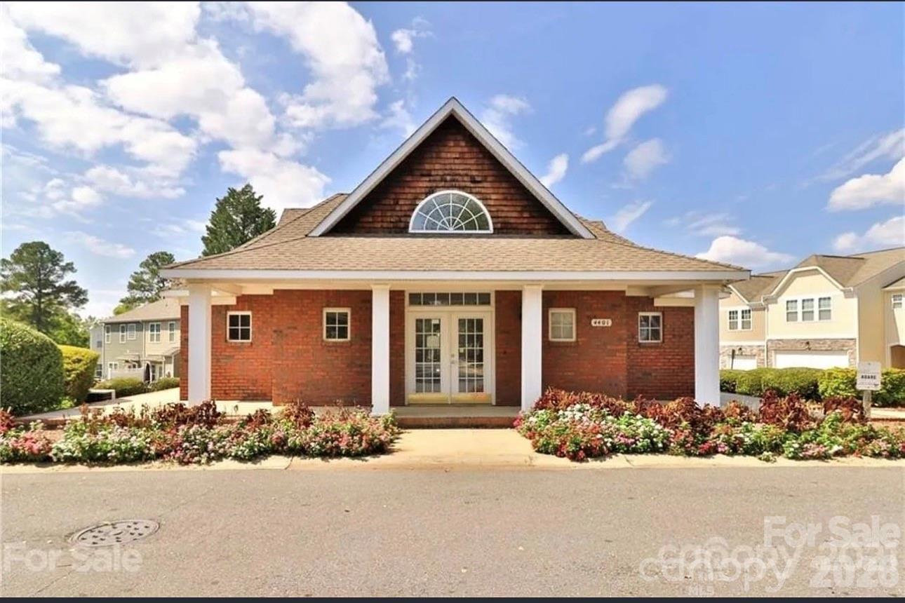 6918 Misty Pine Lane — Charlotte