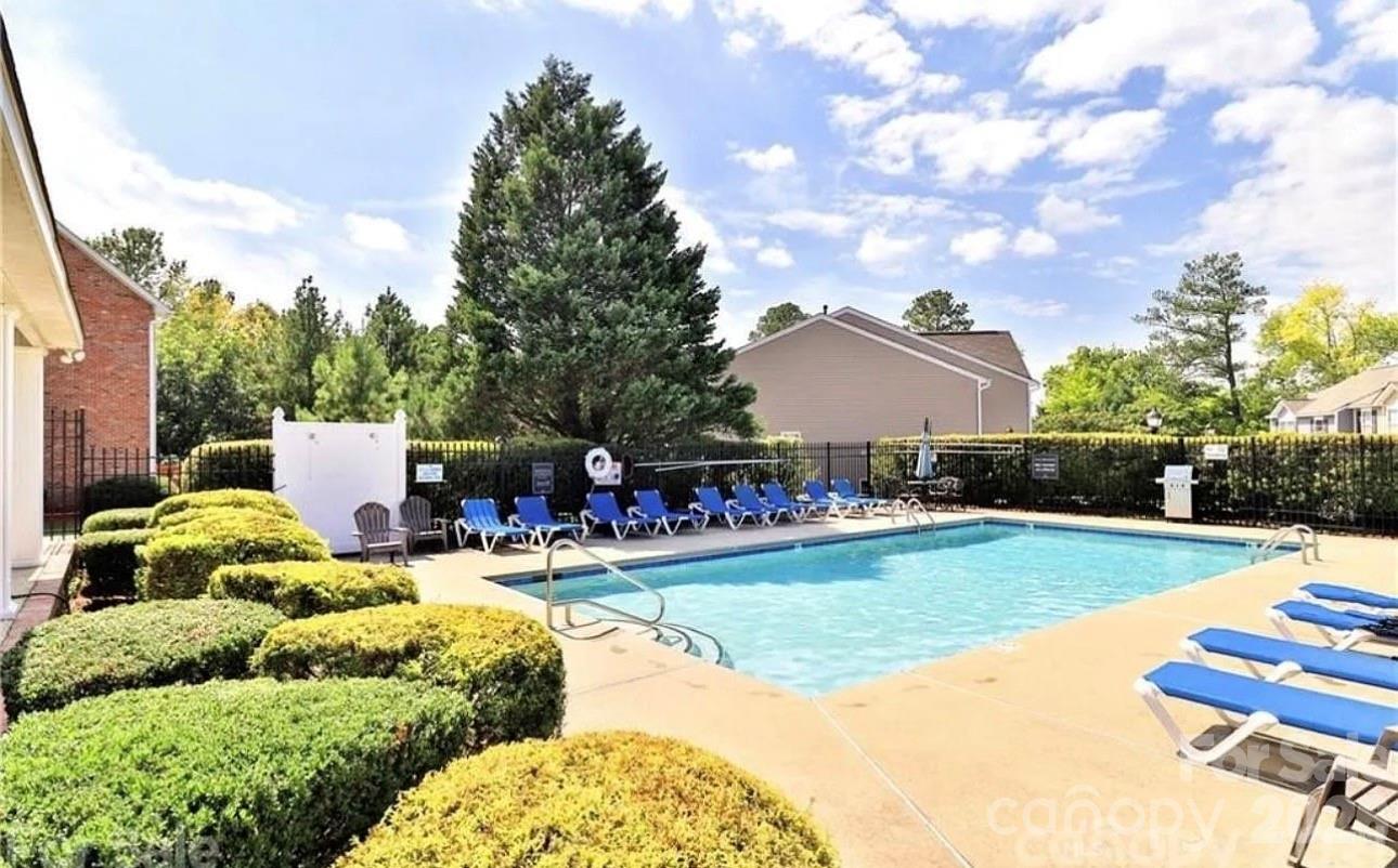6918 Misty Pine Lane — Charlotte