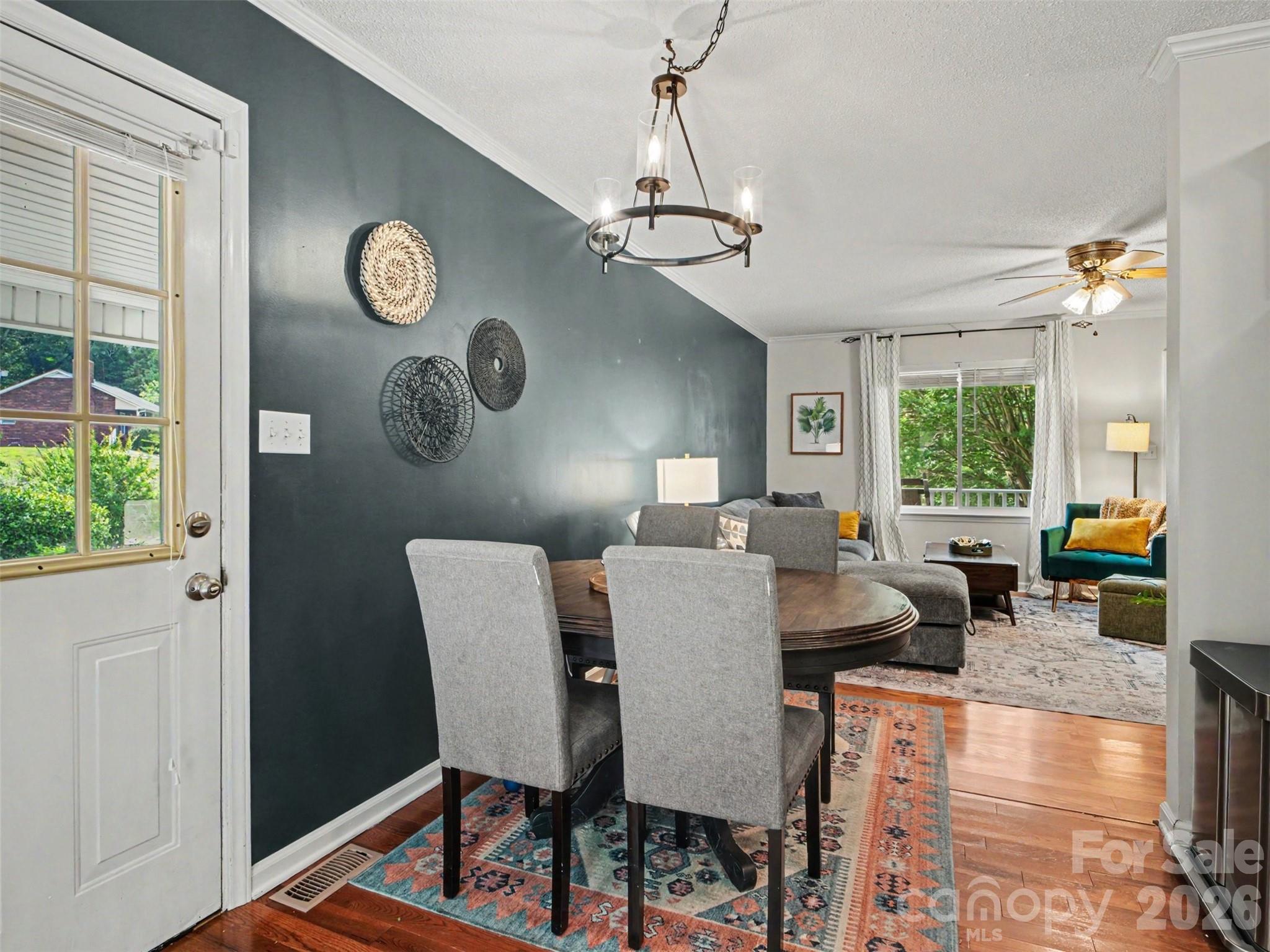 1009 Autumn Lane — Concord