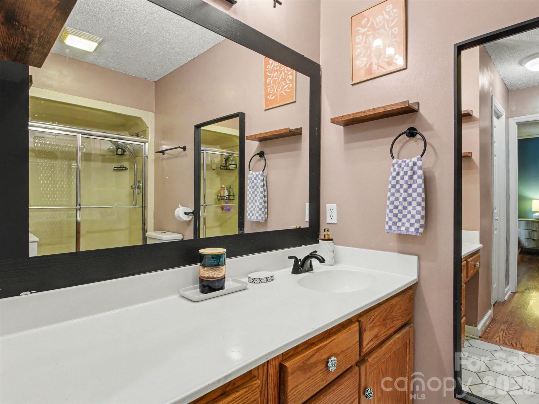 1009 Autumn Lane — Concord