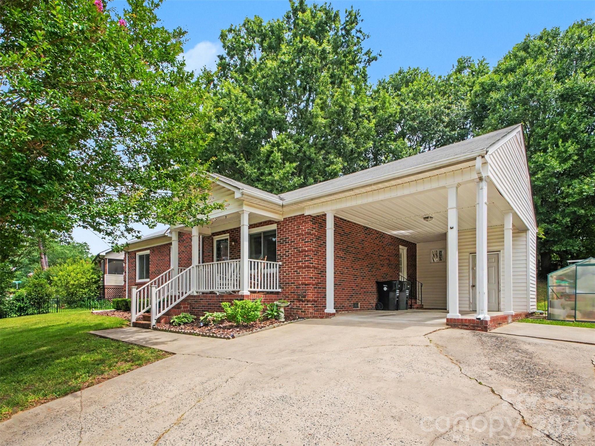1009 Autumn Lane — Concord