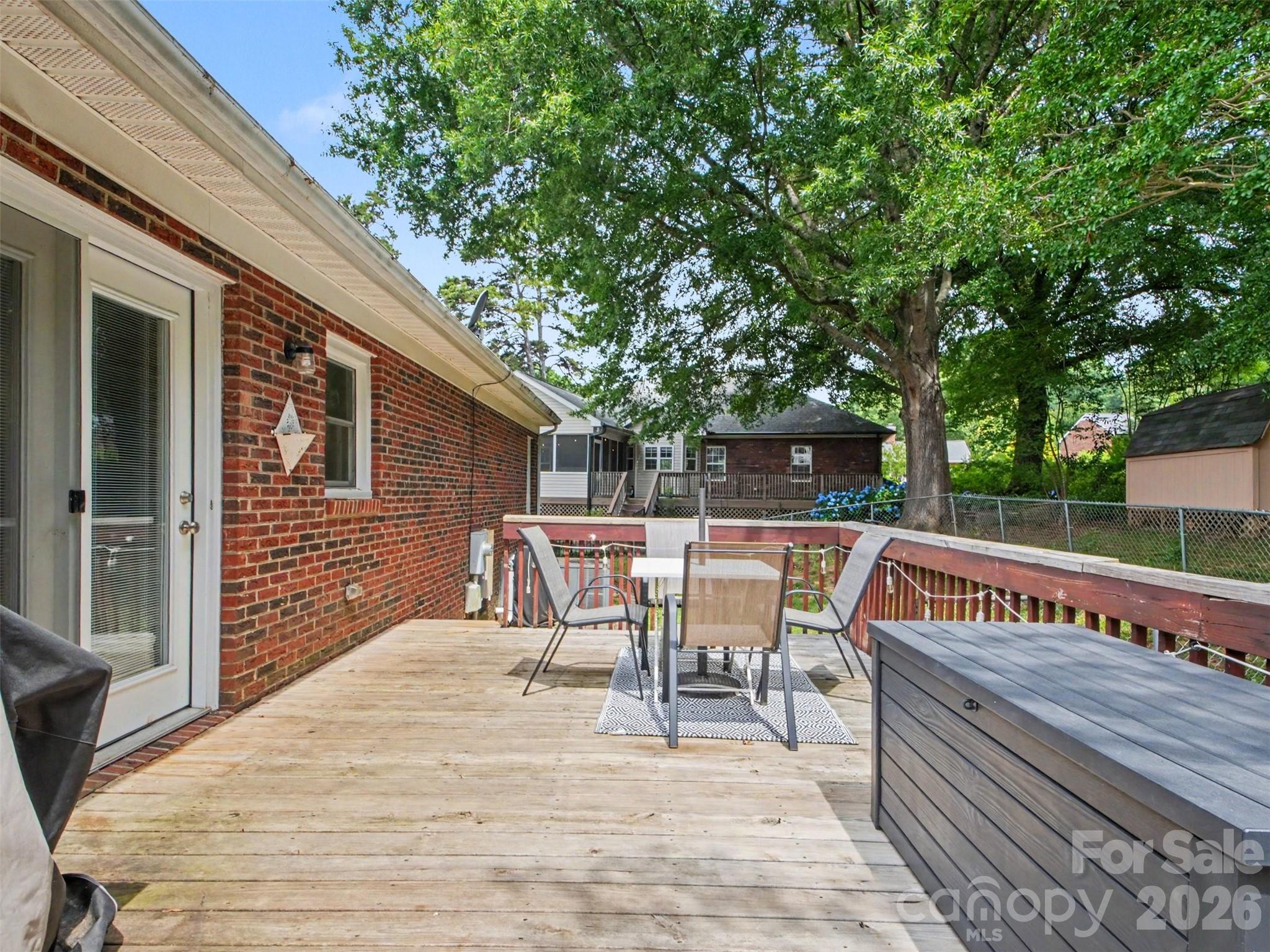 1009 Autumn Lane — Concord