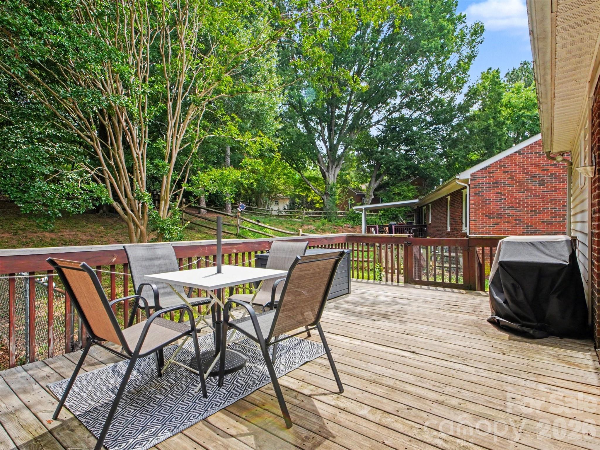 1009 Autumn Lane — Concord