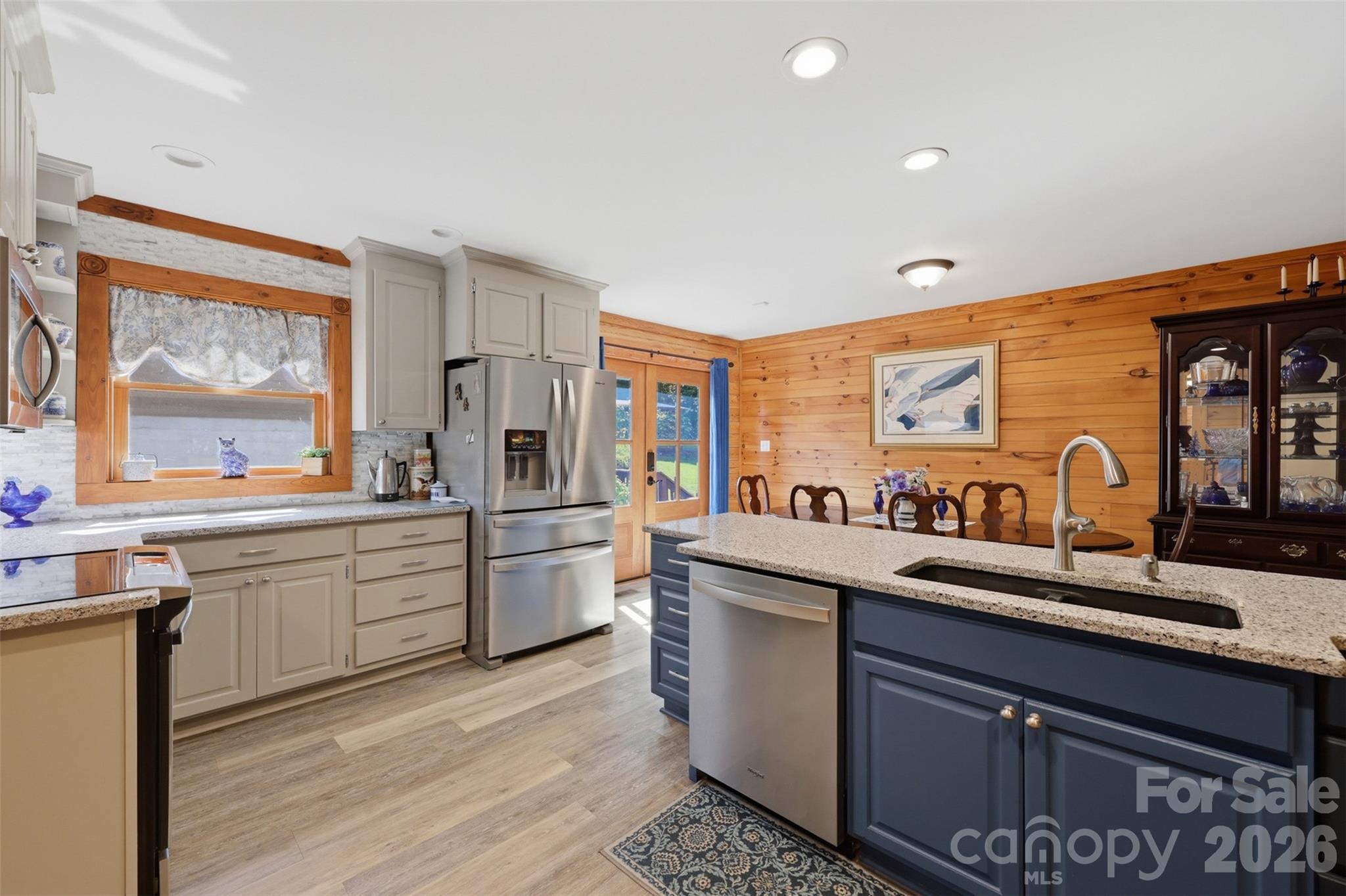 6389 Hwy 64/90 Highway W — Taylorsville