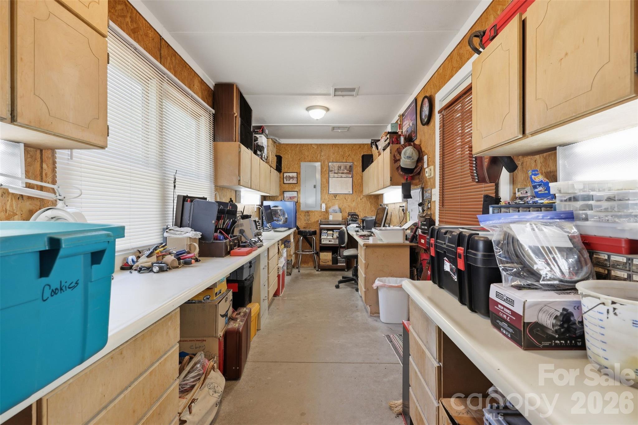 6389 Hwy 64/90 Highway W — Taylorsville