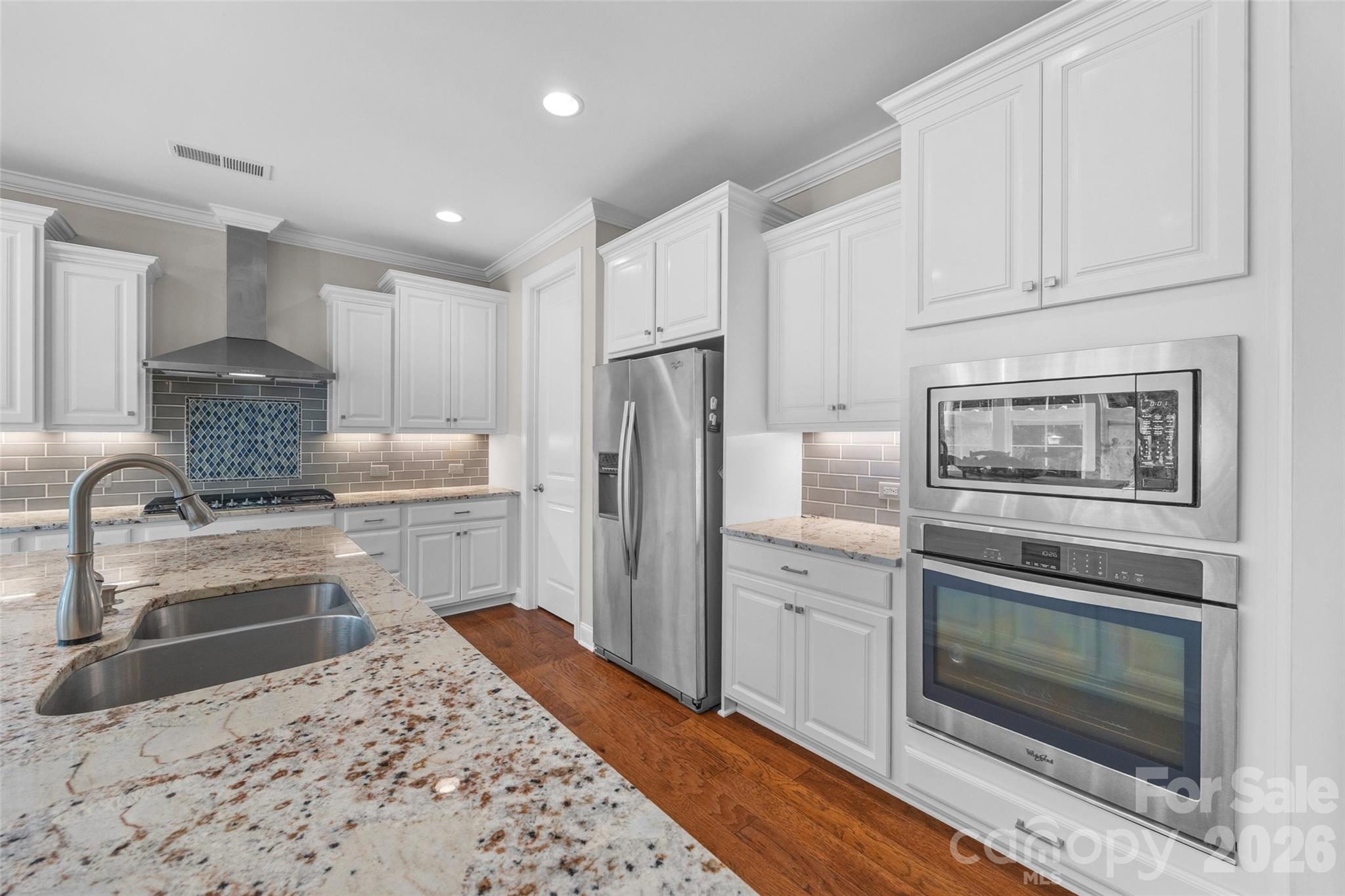 2329 Madeira Circle — Waxhaw