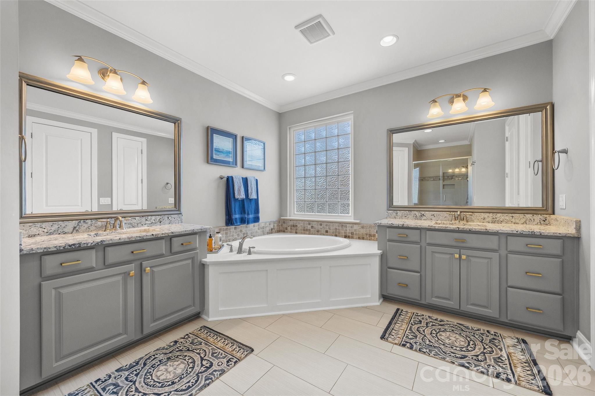 2329 Madeira Circle — Waxhaw