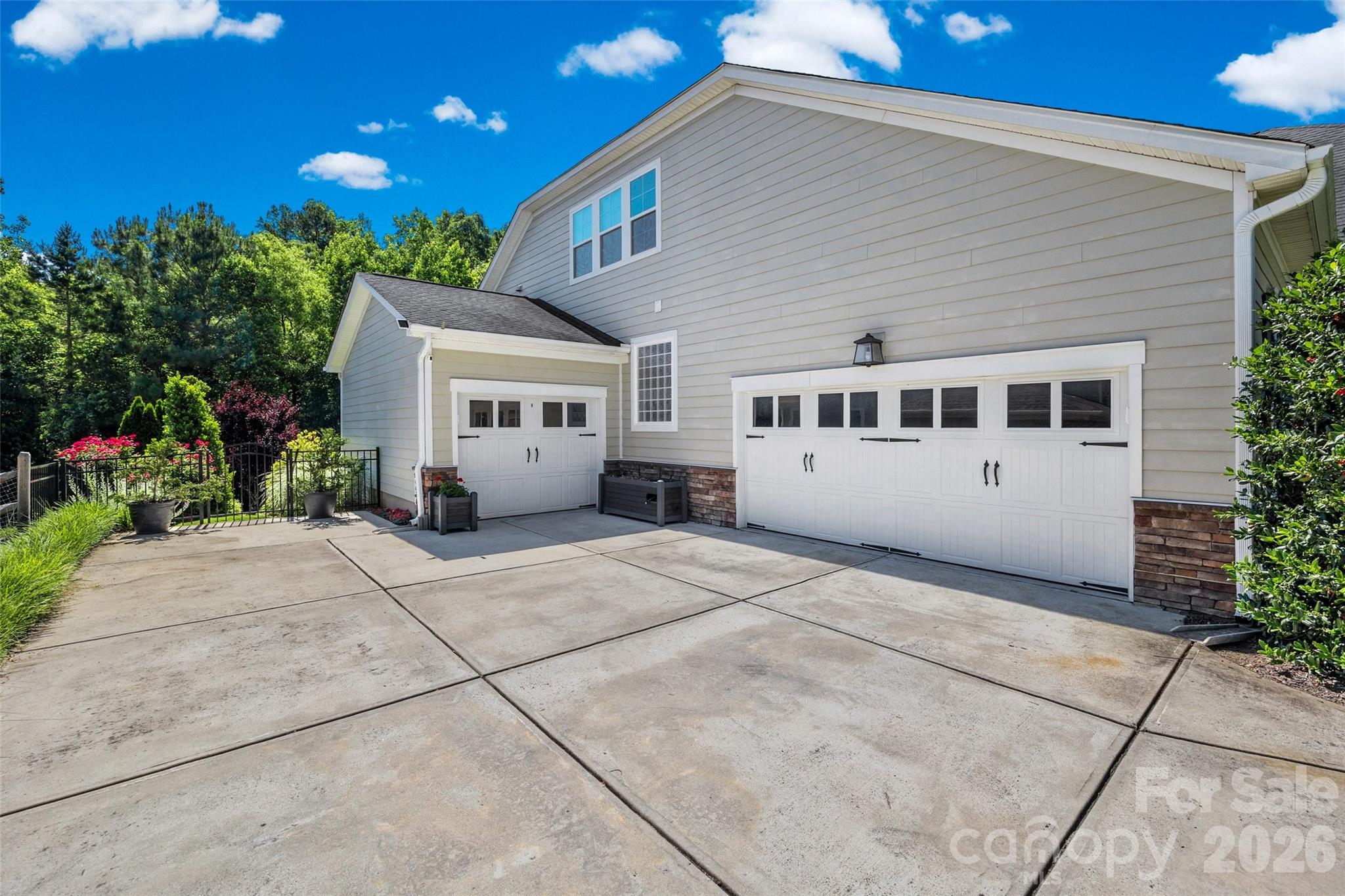 2329 Madeira Circle — Waxhaw