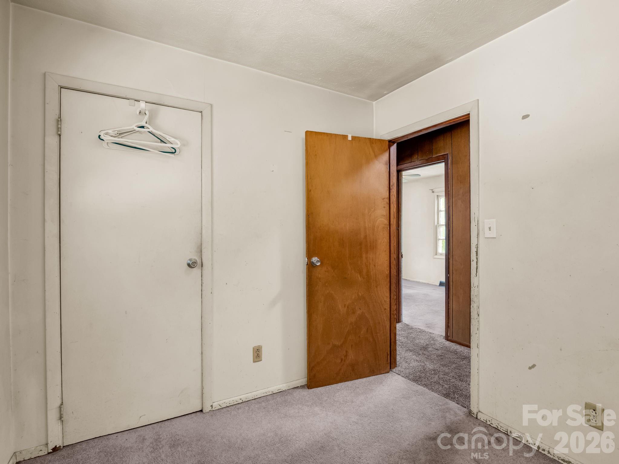 135 Jordan Road — Swannanoa