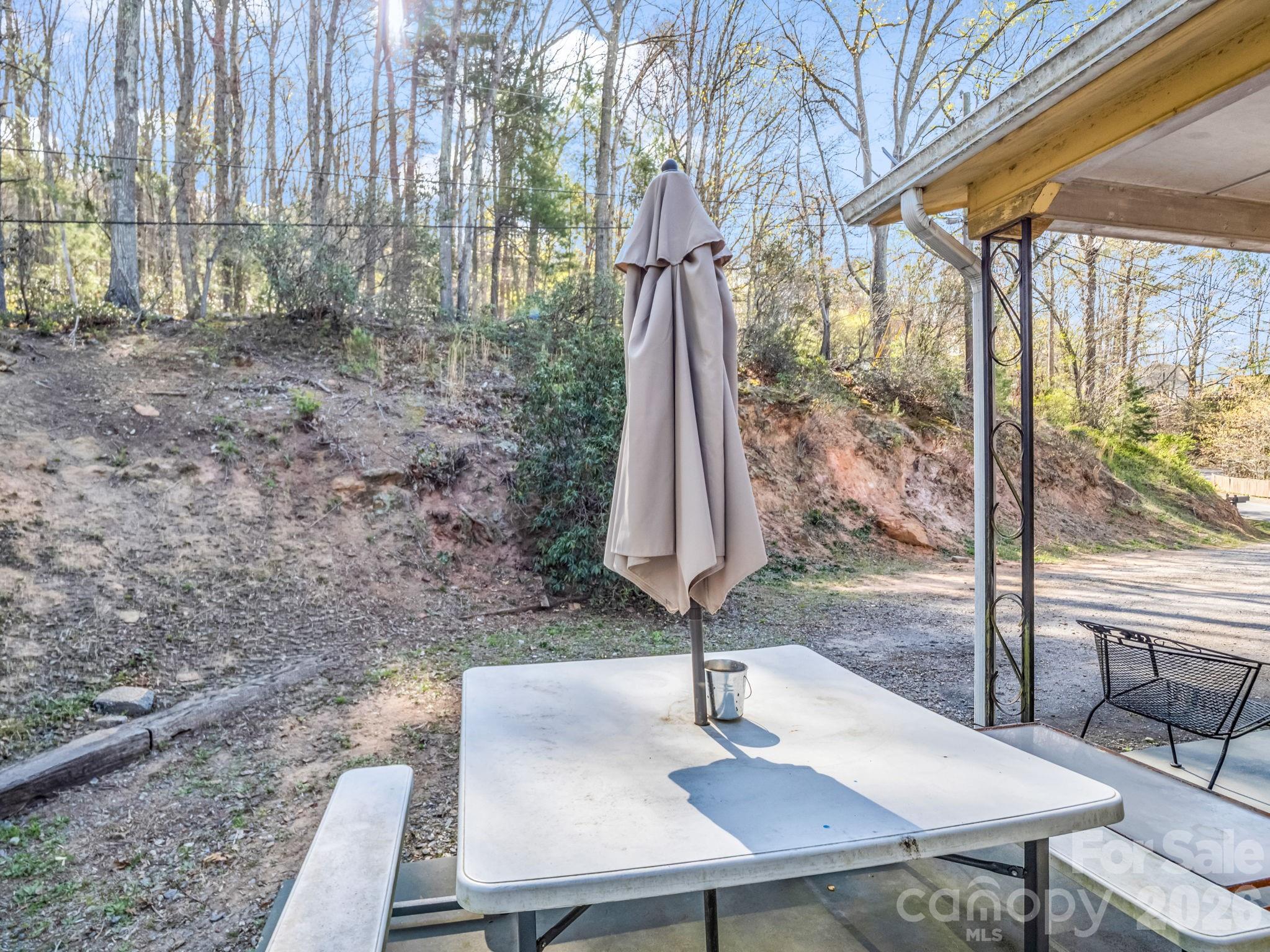 135 Jordan Road — Swannanoa