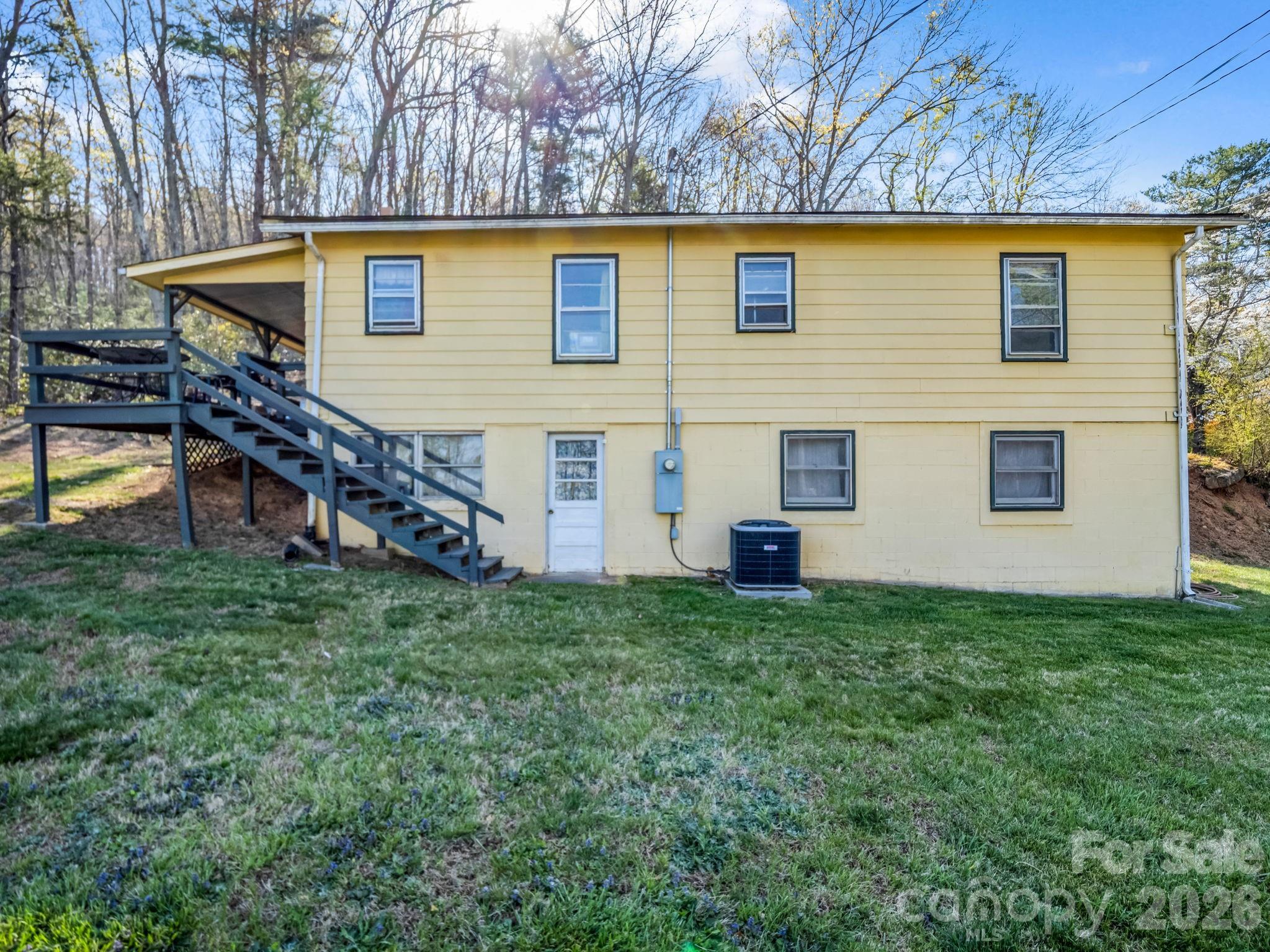 135 Jordan Road — Swannanoa