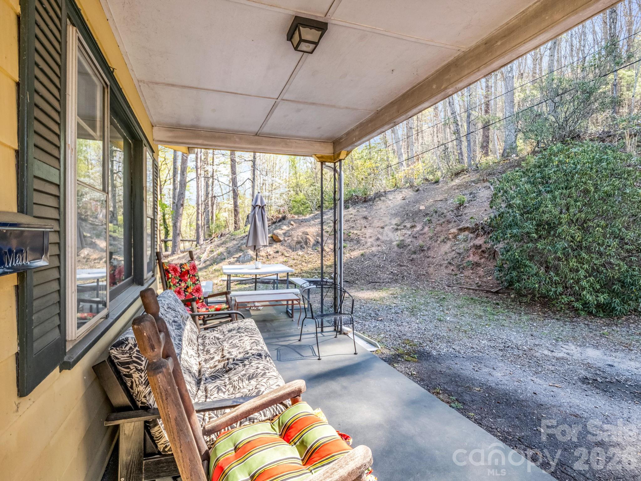 135 Jordan Road — Swannanoa