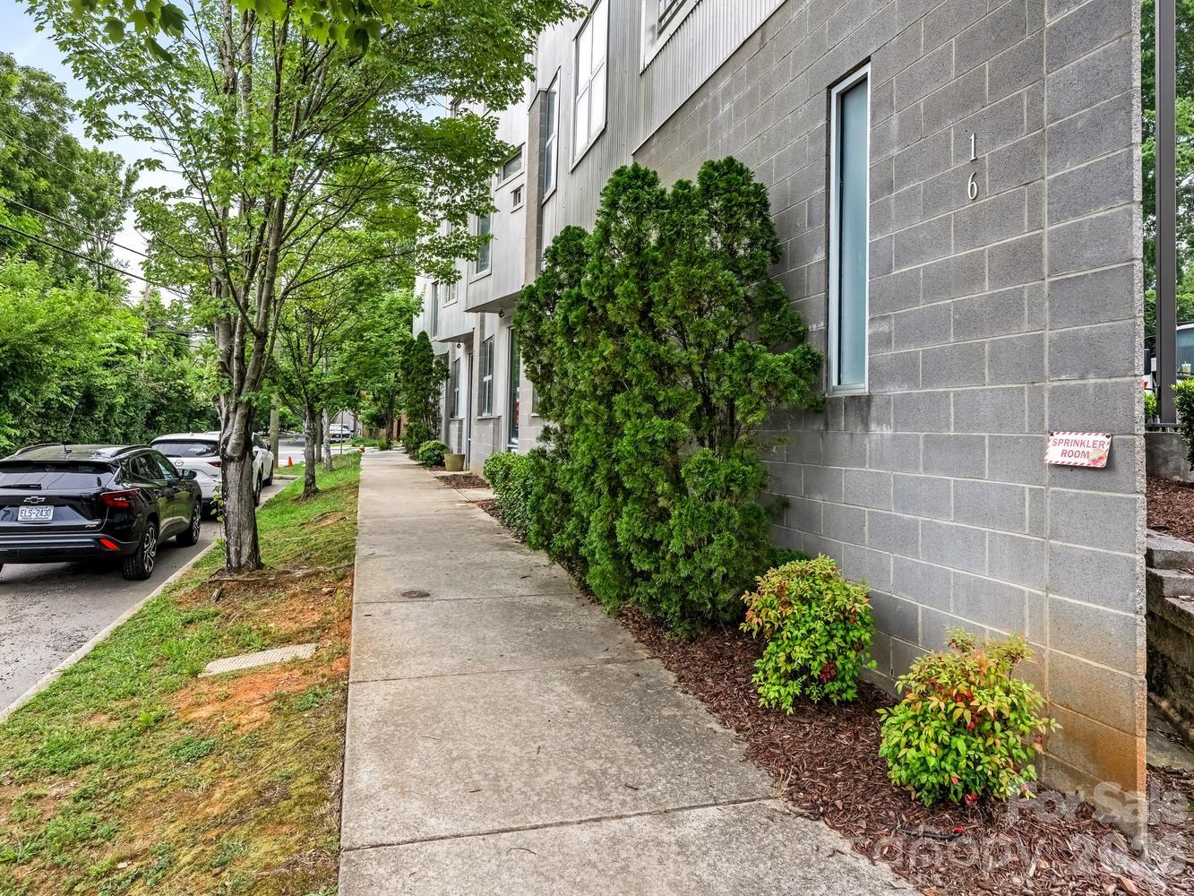 1600 Fulton Avenue #206 — Charlotte