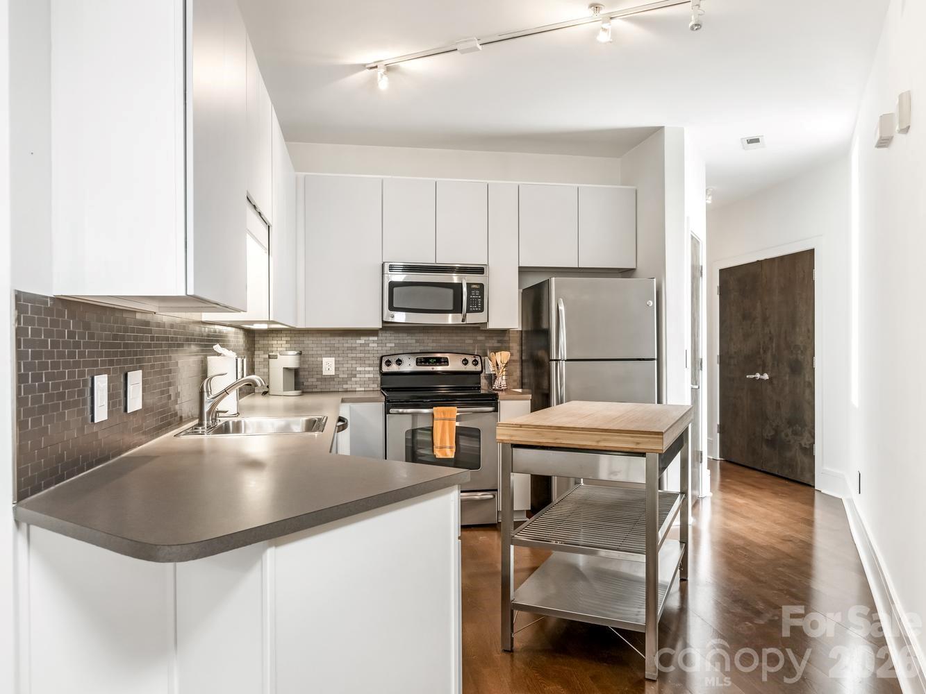 1600 Fulton Avenue #206 — Charlotte
