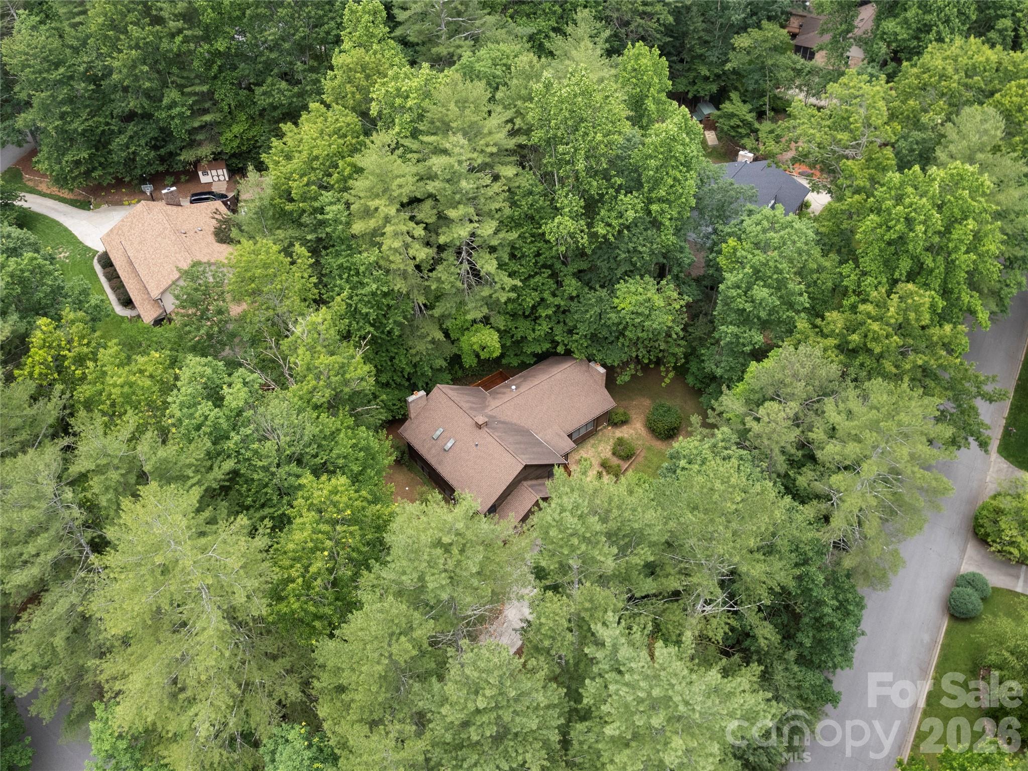 11 Tree Top Drive — Arden