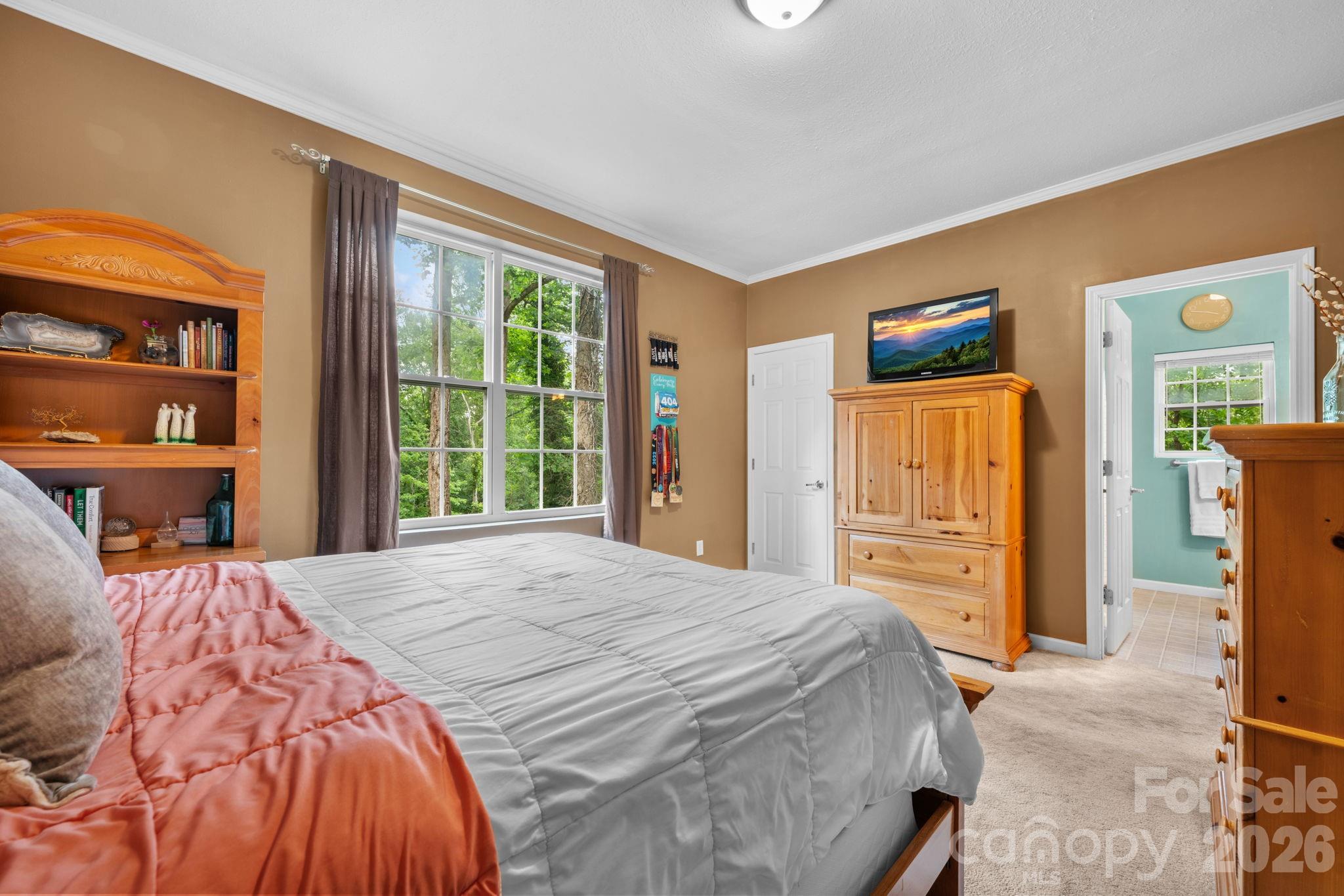 163 Longview Drive — Hendersonville