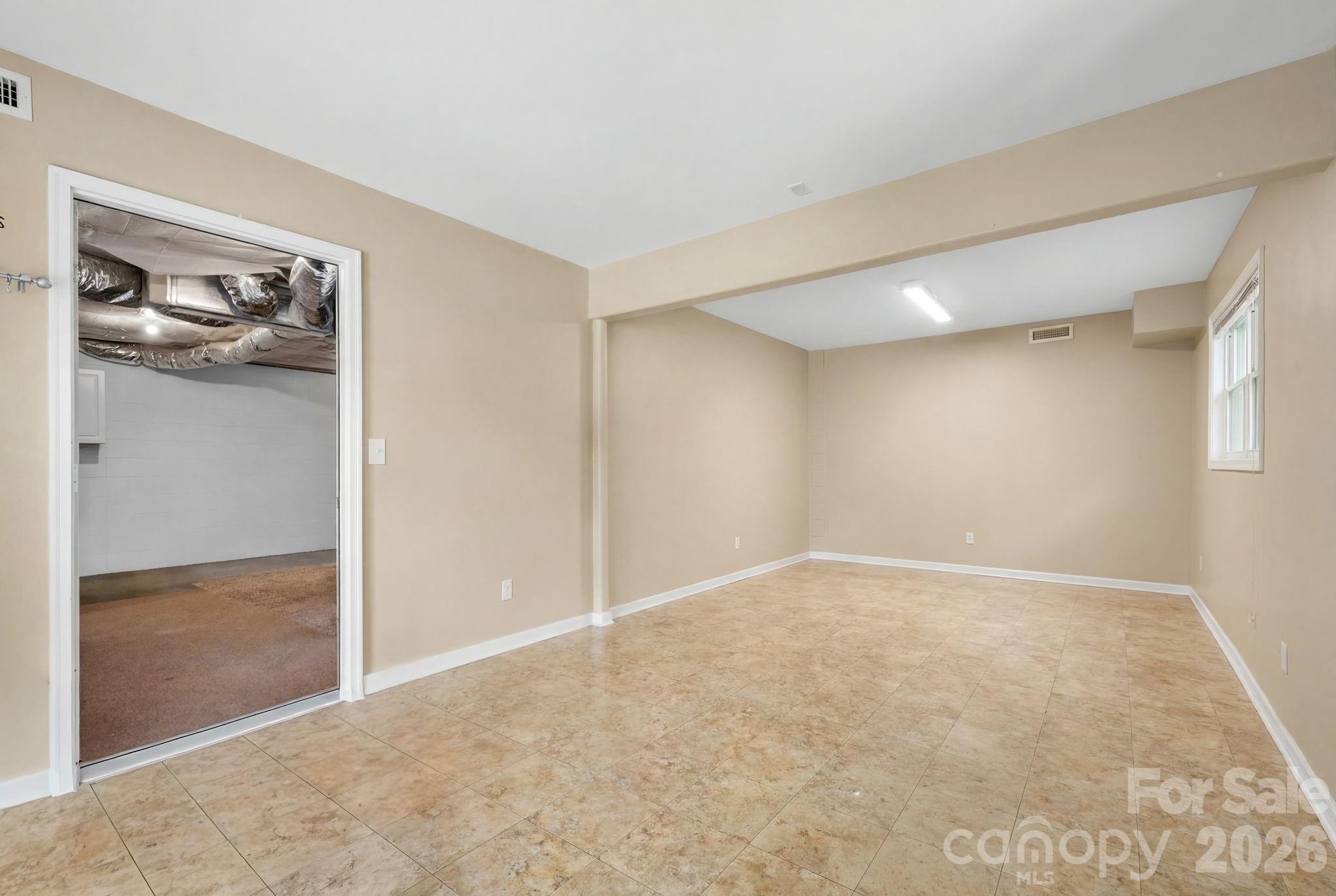 163 Longview Drive — Hendersonville