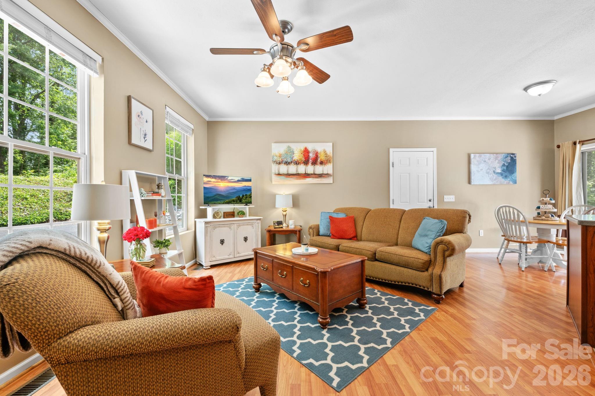 163 Longview Drive — Hendersonville