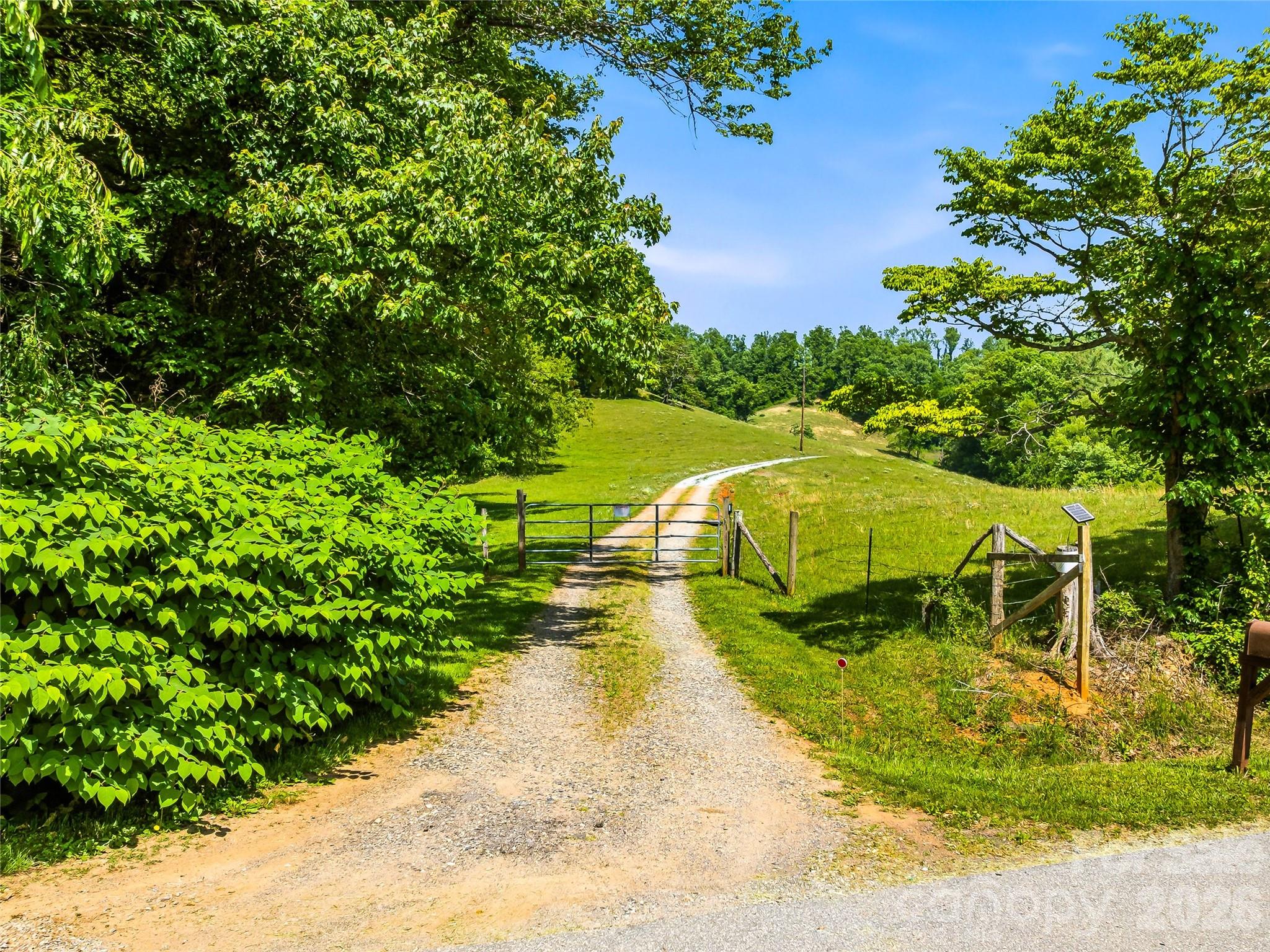 52 Chapel Hill Church Road — Asheville