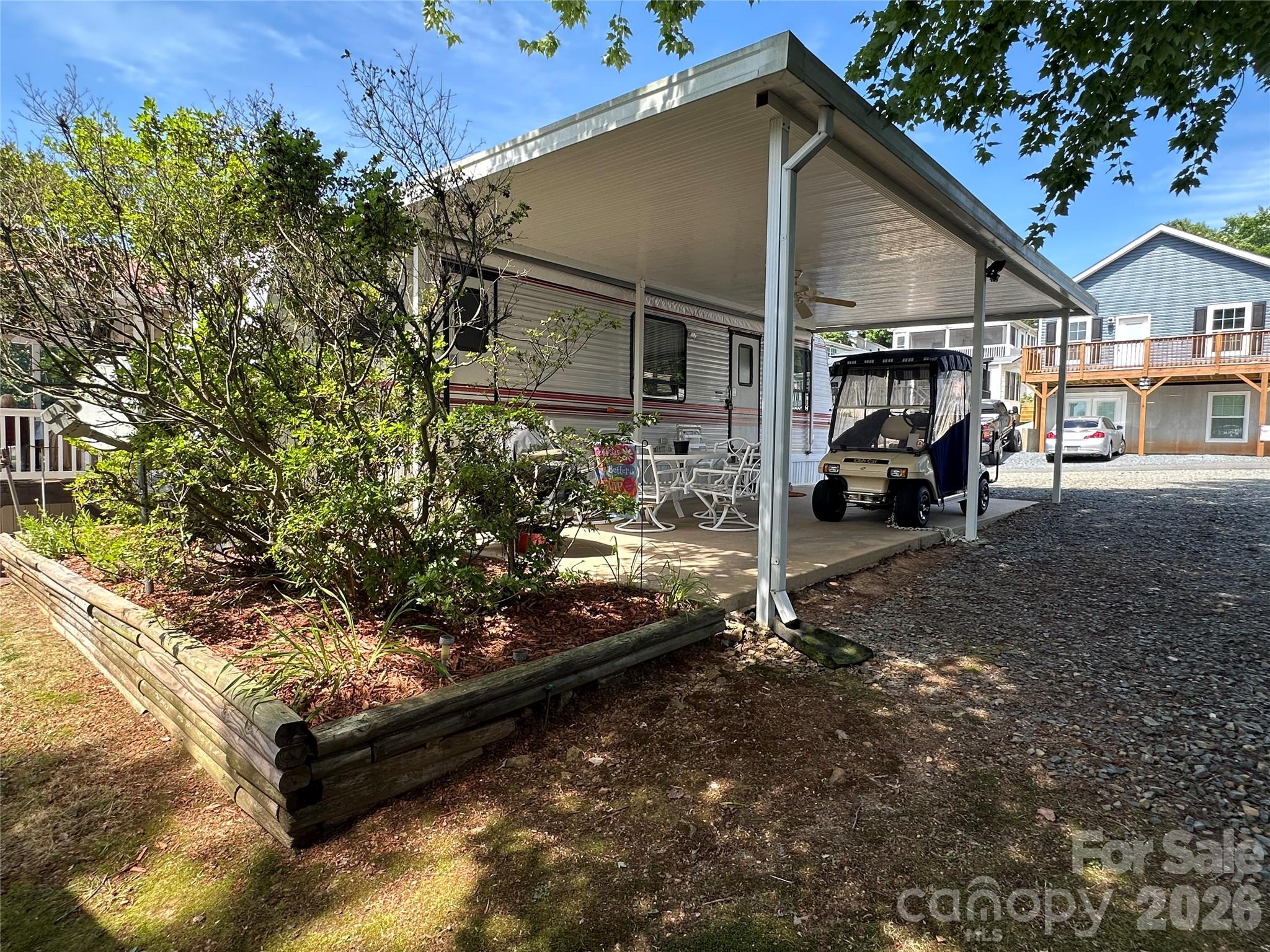 117 Elm Street — New London
