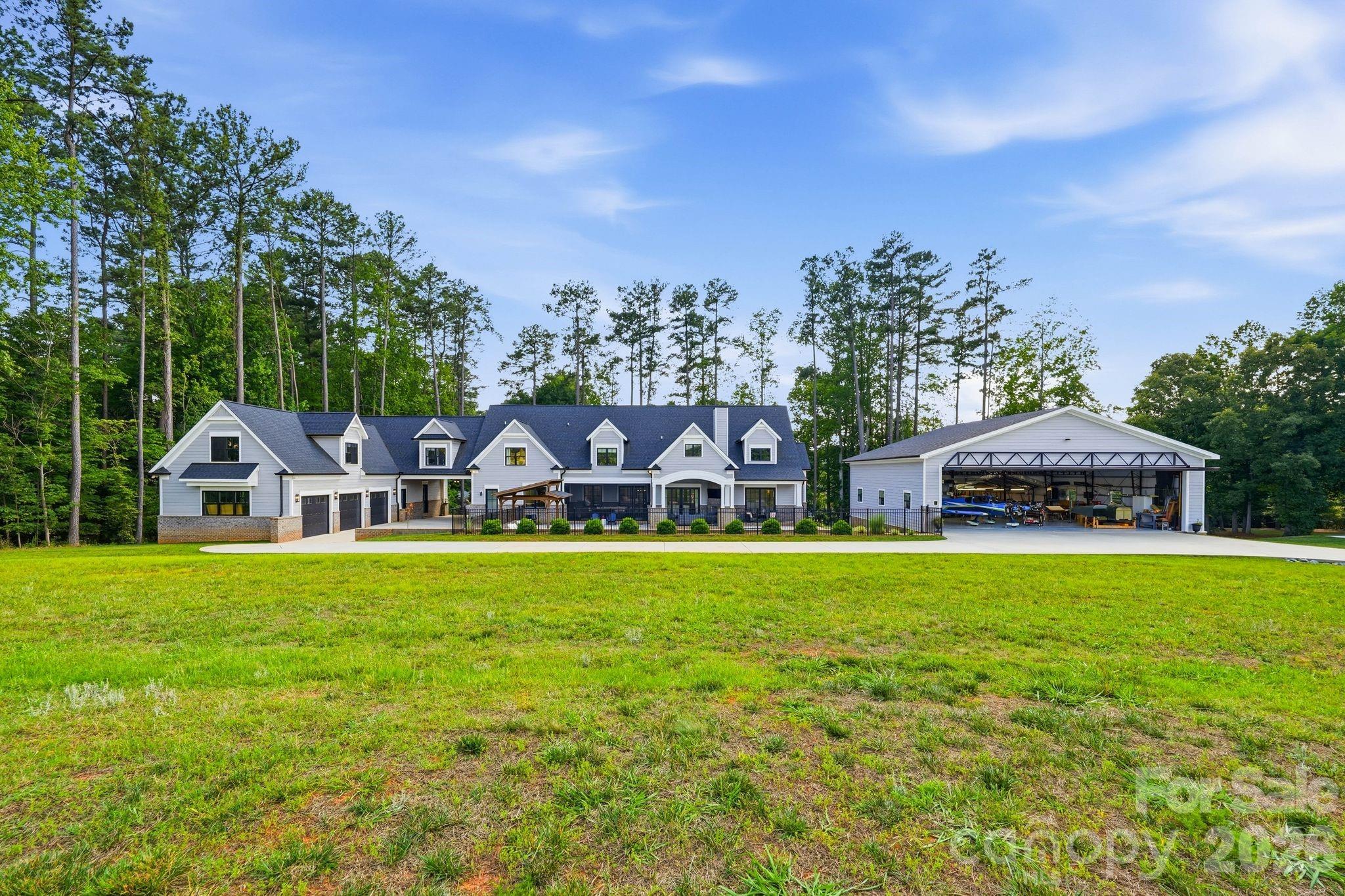 117 Doolittle Lane — Mooresville