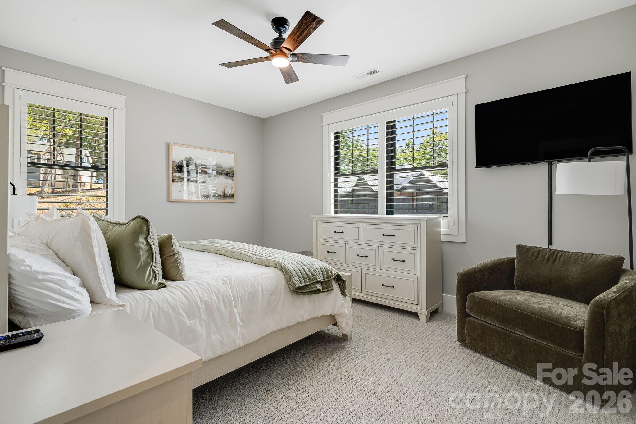 163 Northview Drive — Hendersonville