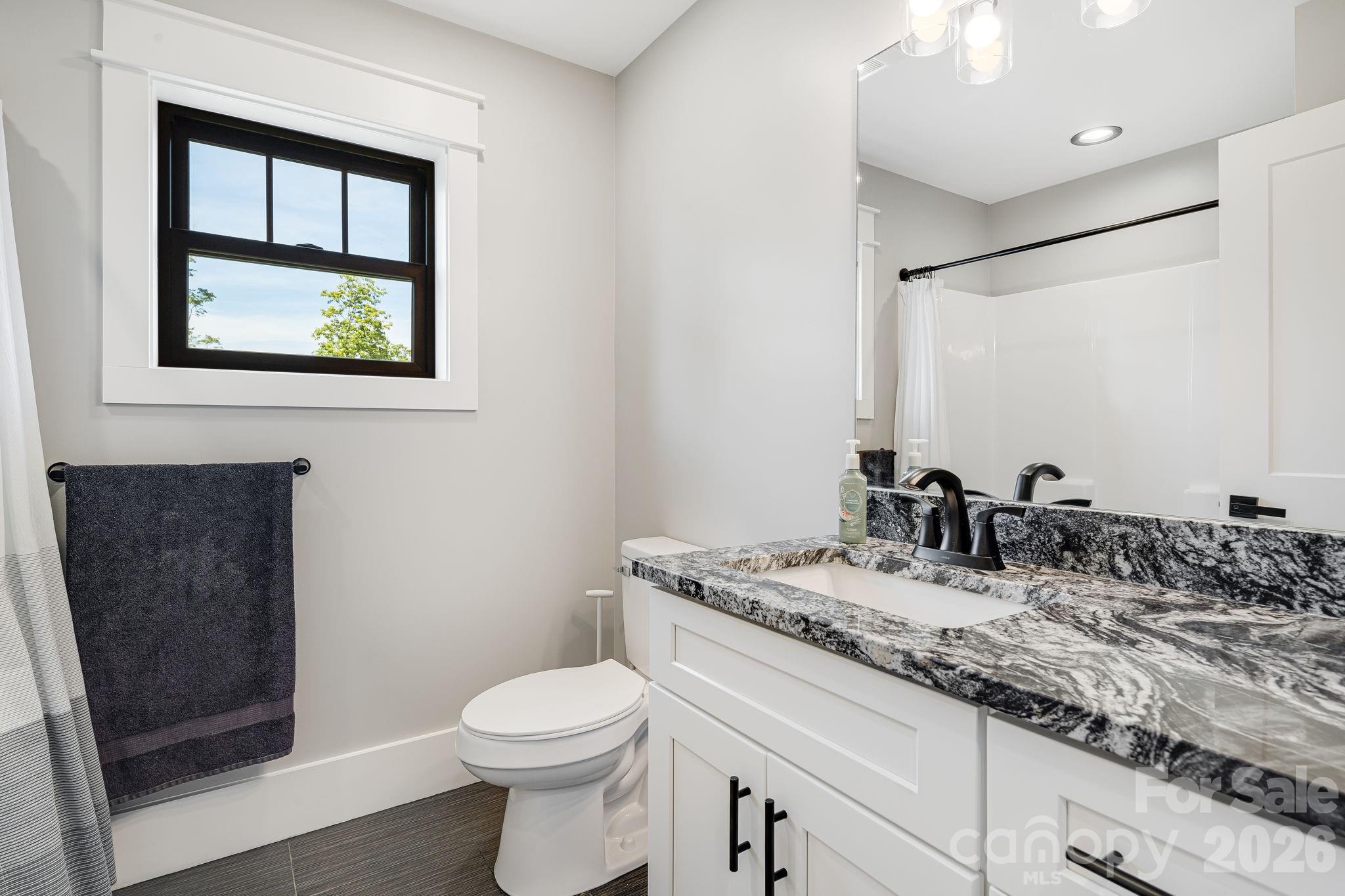 163 Northview Drive — Hendersonville