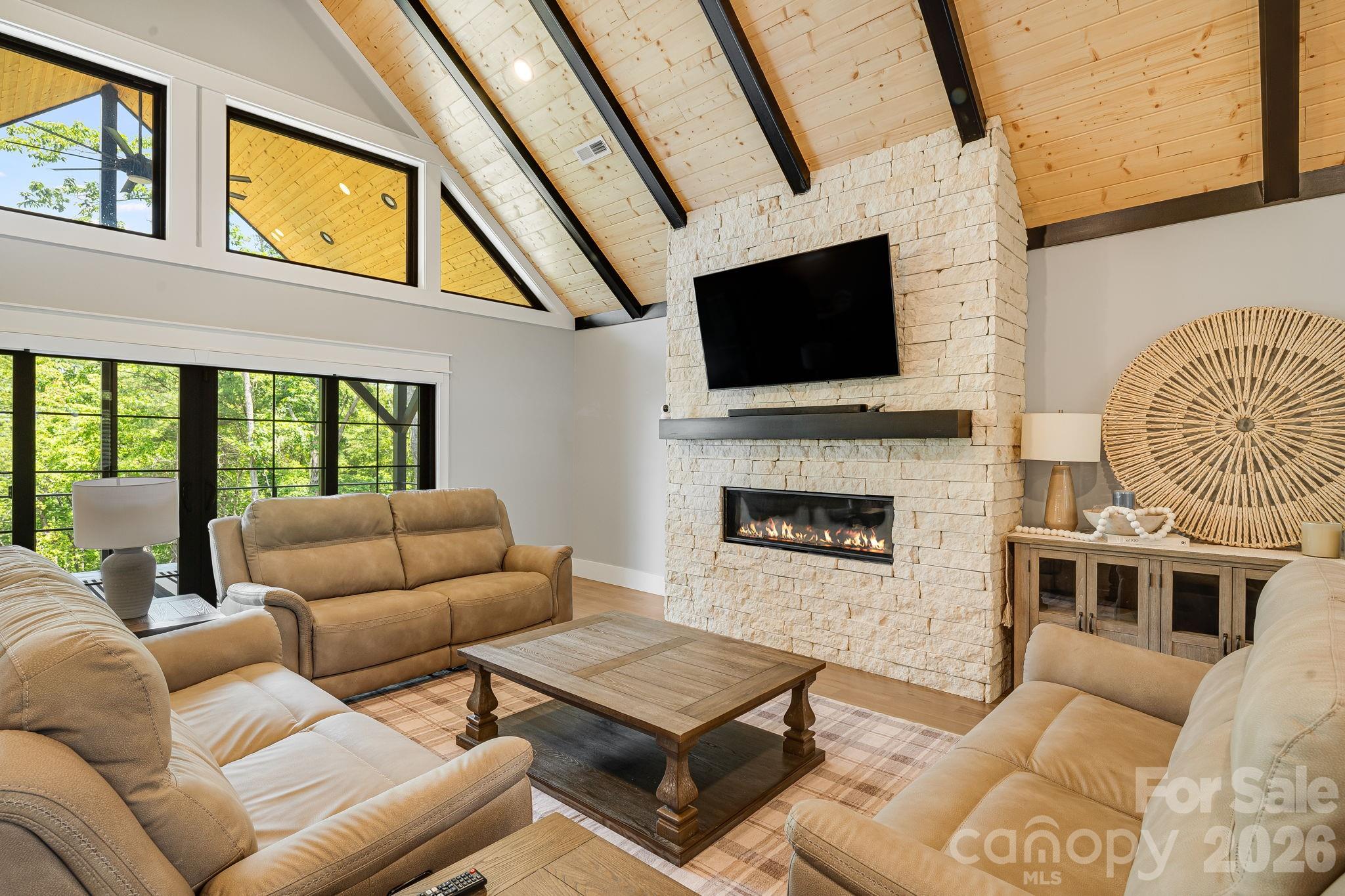 163 Northview Drive — Hendersonville