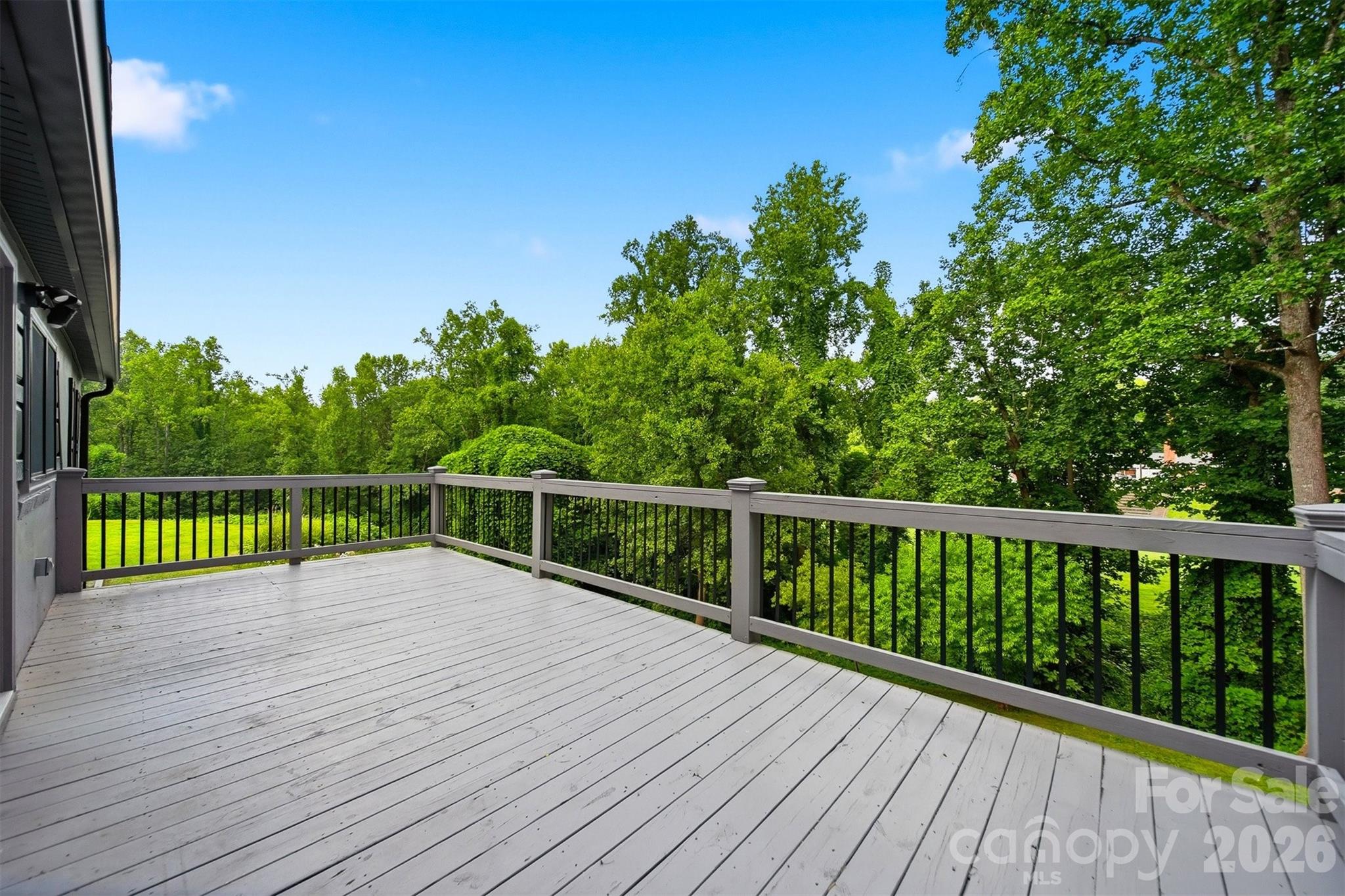 418 Arlington Circle NW — Lenoir
