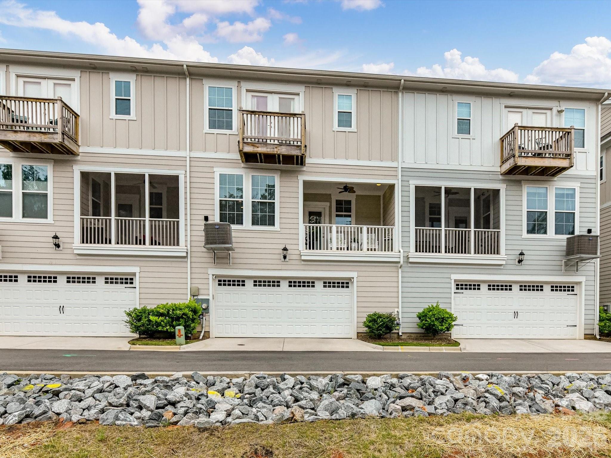 546 Amalfi Drive — Davidson