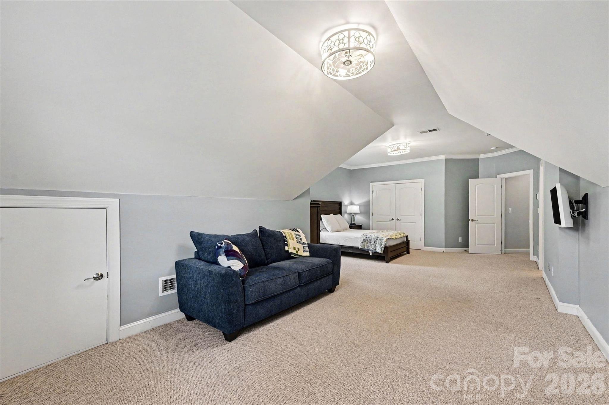 2216 Highland Forest Drive — Marvin
