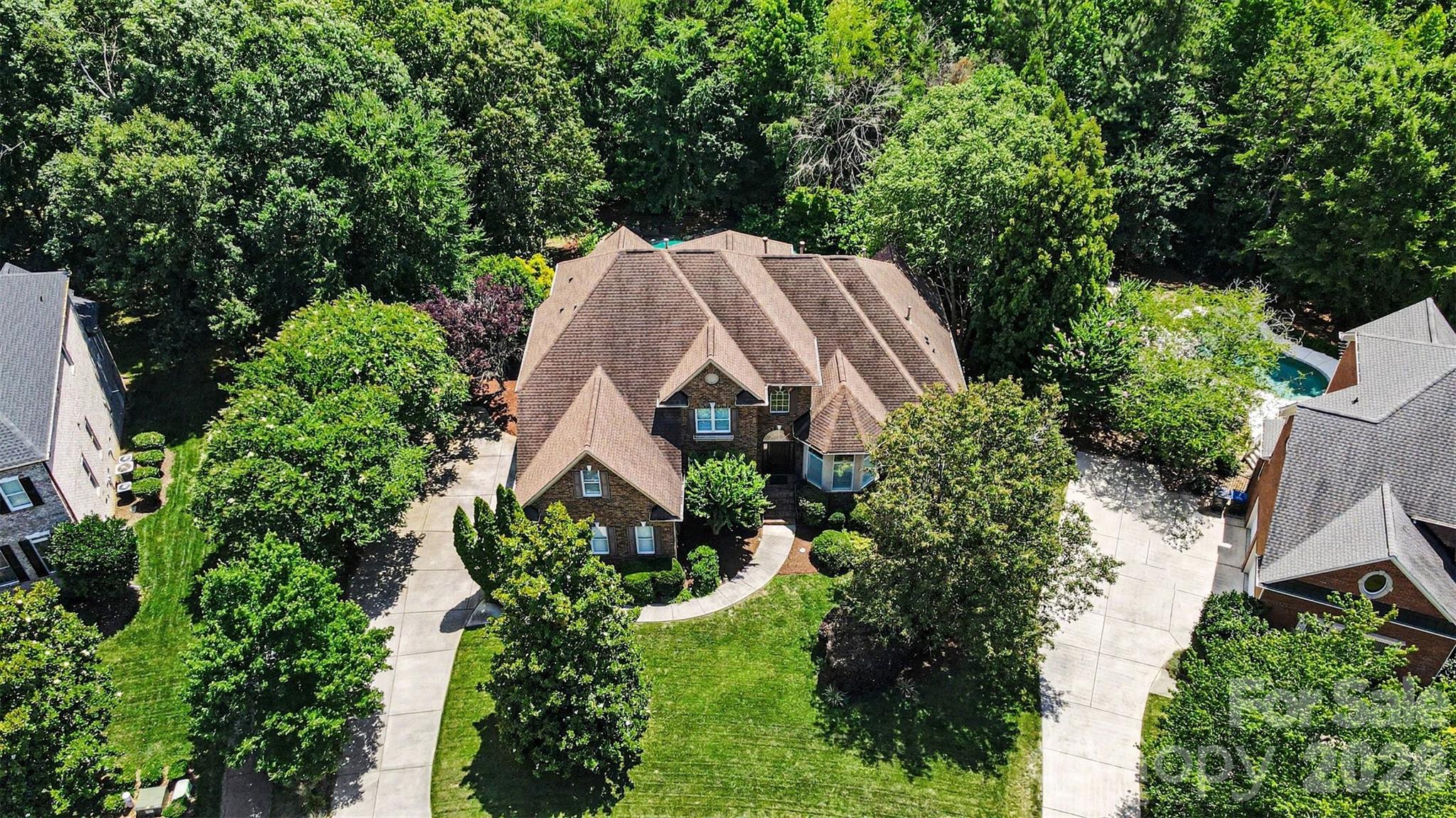 2216 Highland Forest Drive — Marvin