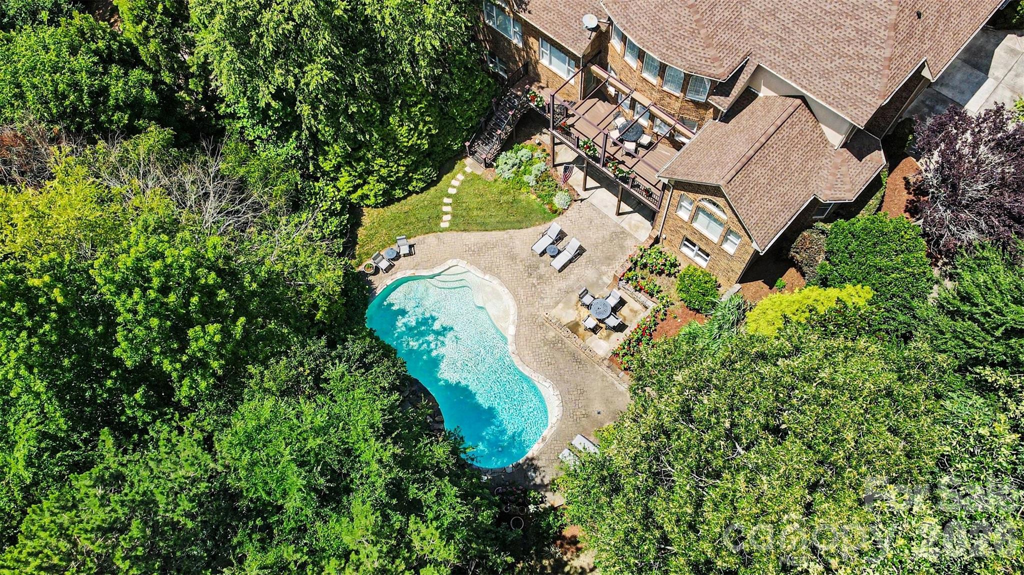 2216 Highland Forest Drive — Marvin