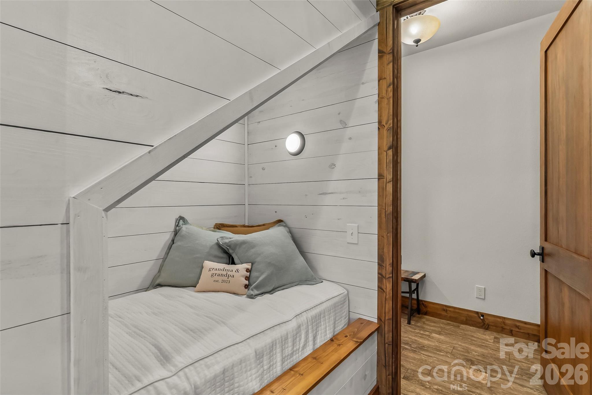 2087 Firestone Trail — Nebo