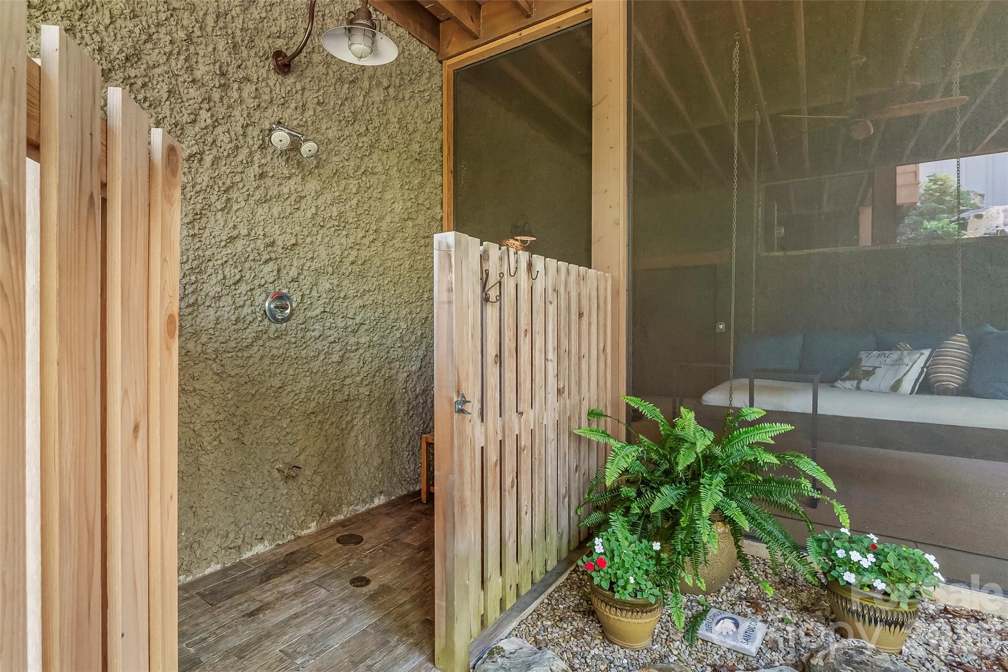 2087 Firestone Trail — Nebo