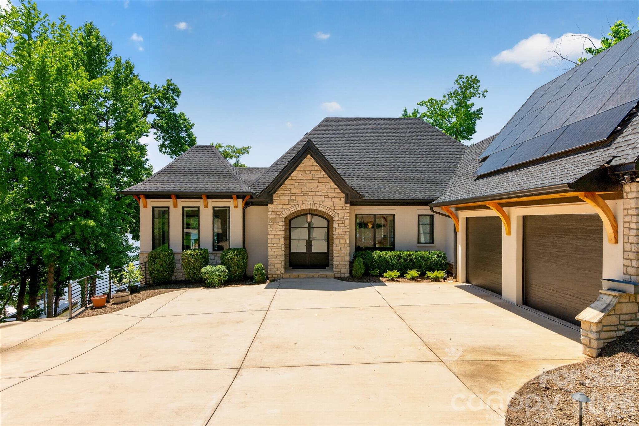 3252 Ashwood Park Drive #288 — Belmont