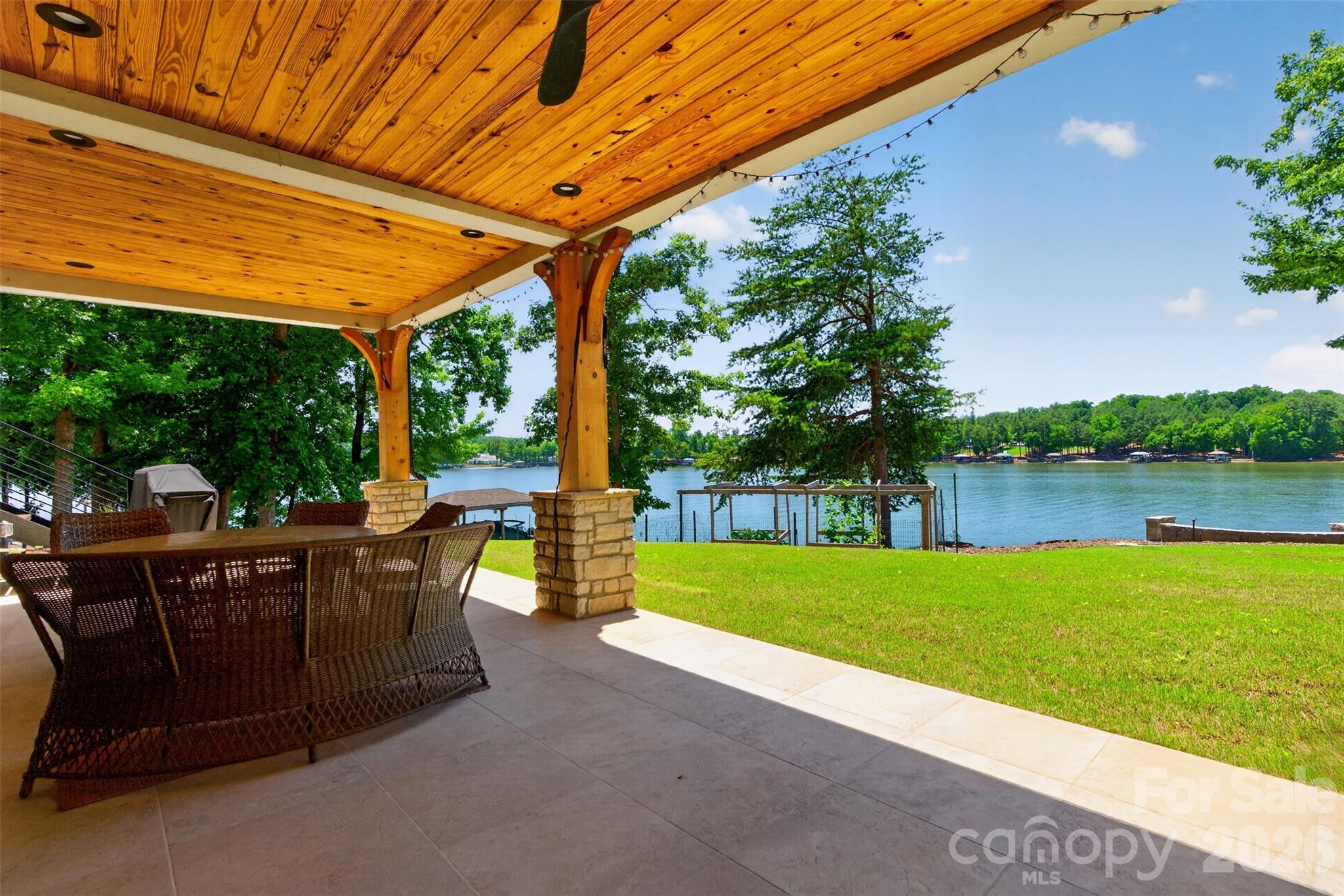 3252 Ashwood Park Drive #288 — Belmont