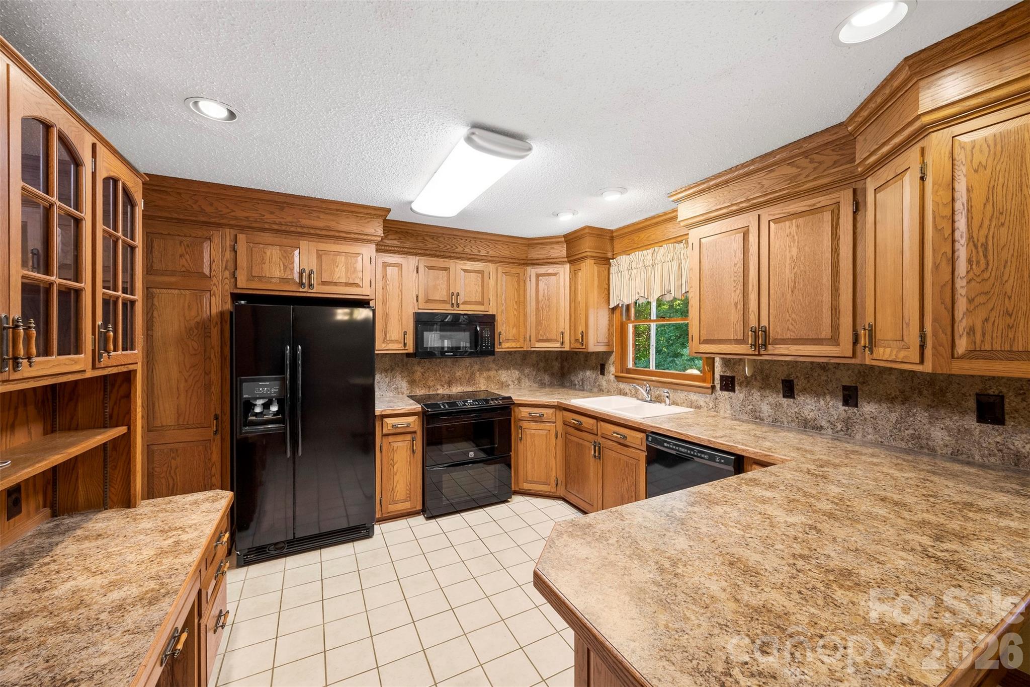 2410 Sandlewood Drive — Gastonia
