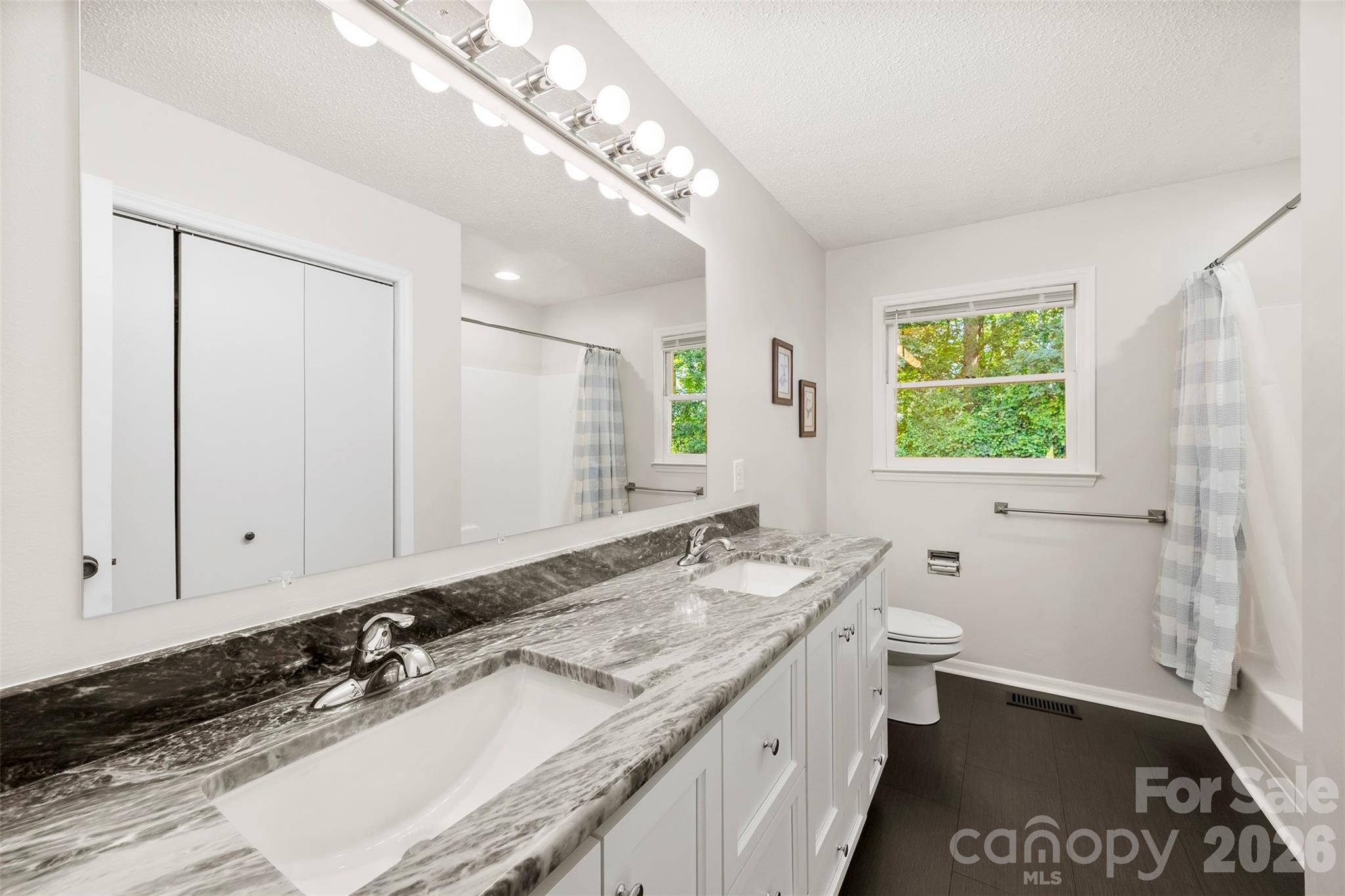 2410 Sandlewood Drive — Gastonia