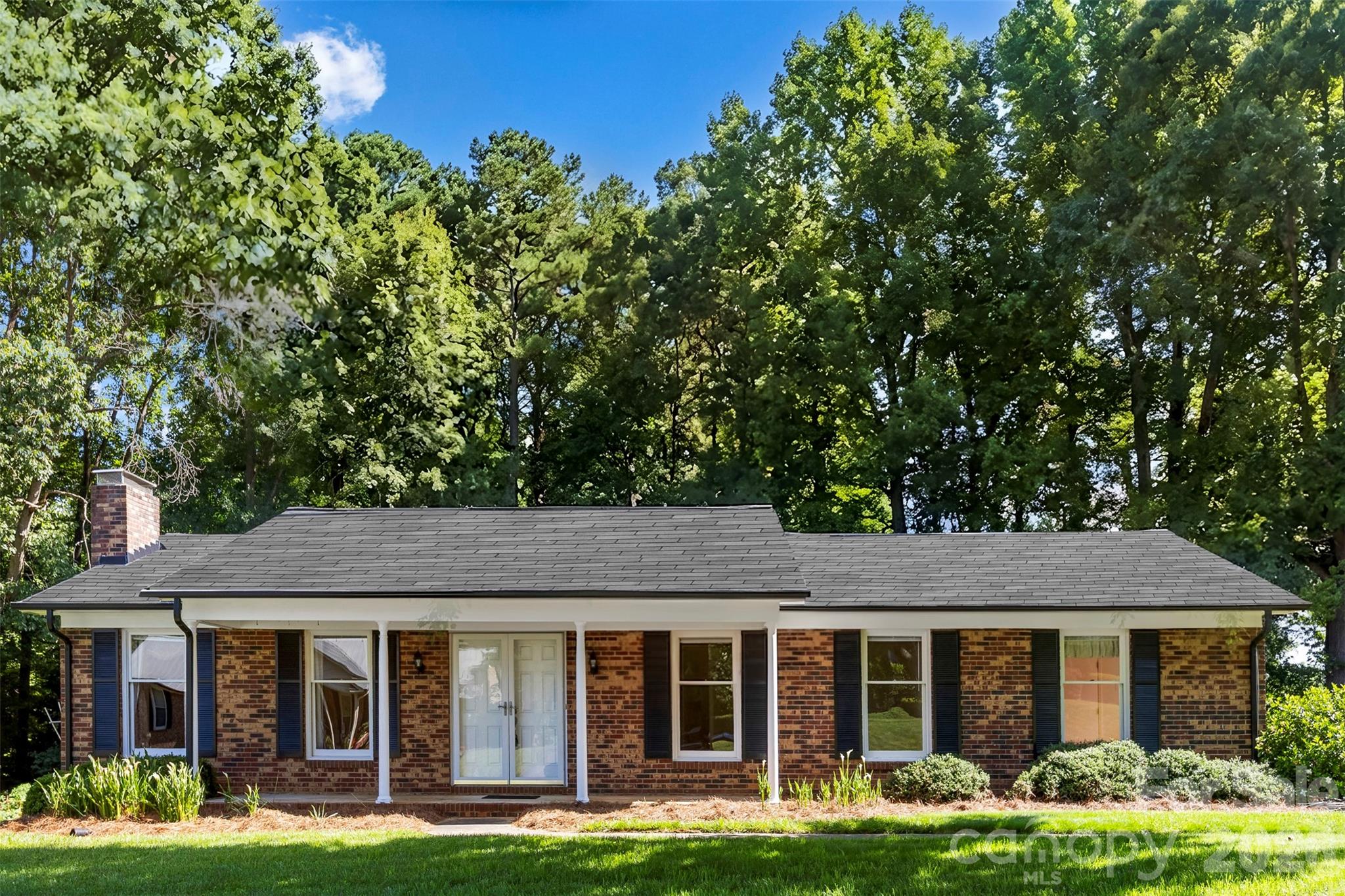 2410 Sandlewood Drive — Gastonia