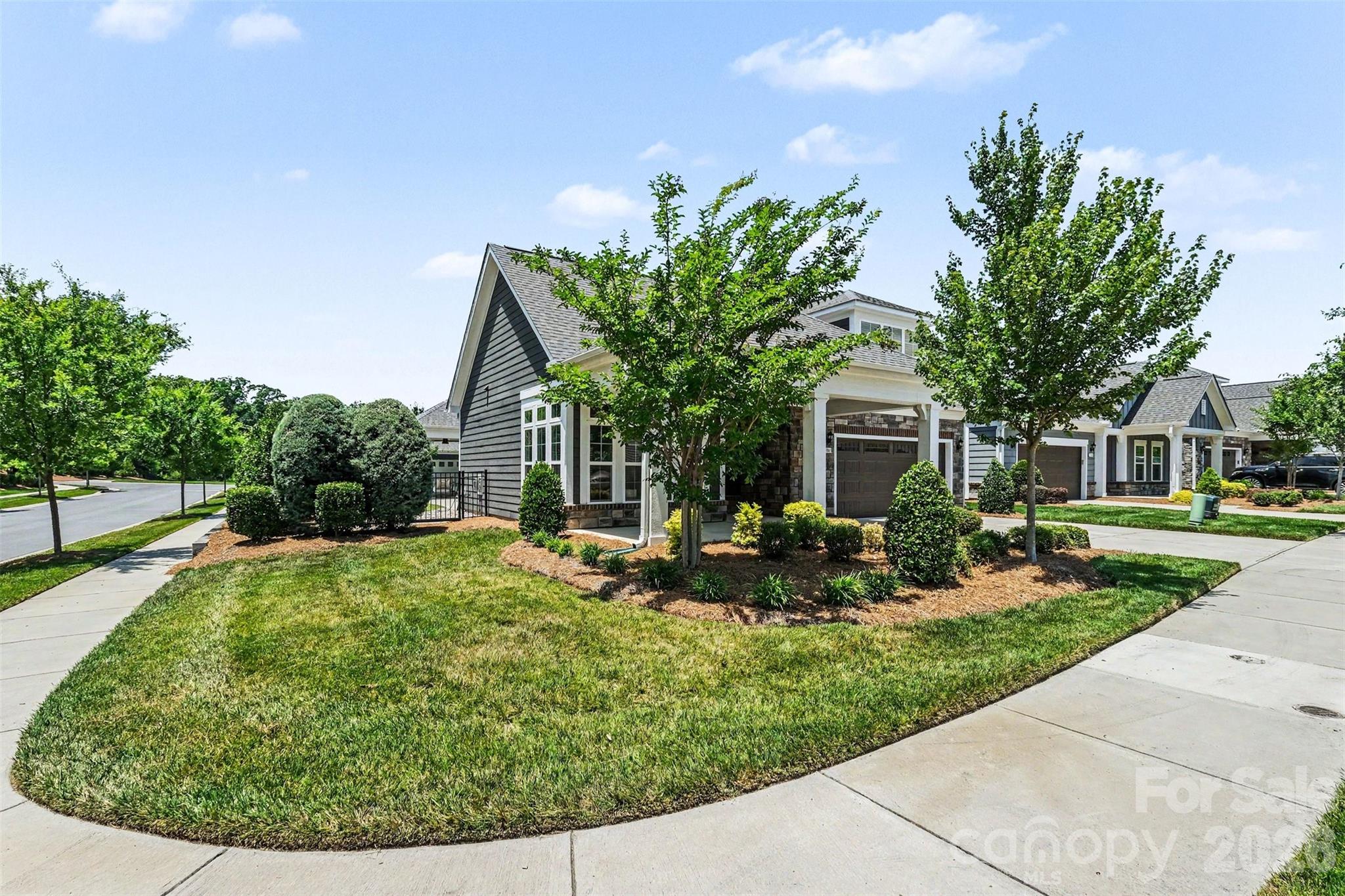 12005 Grove Crossing Drive — Huntersville