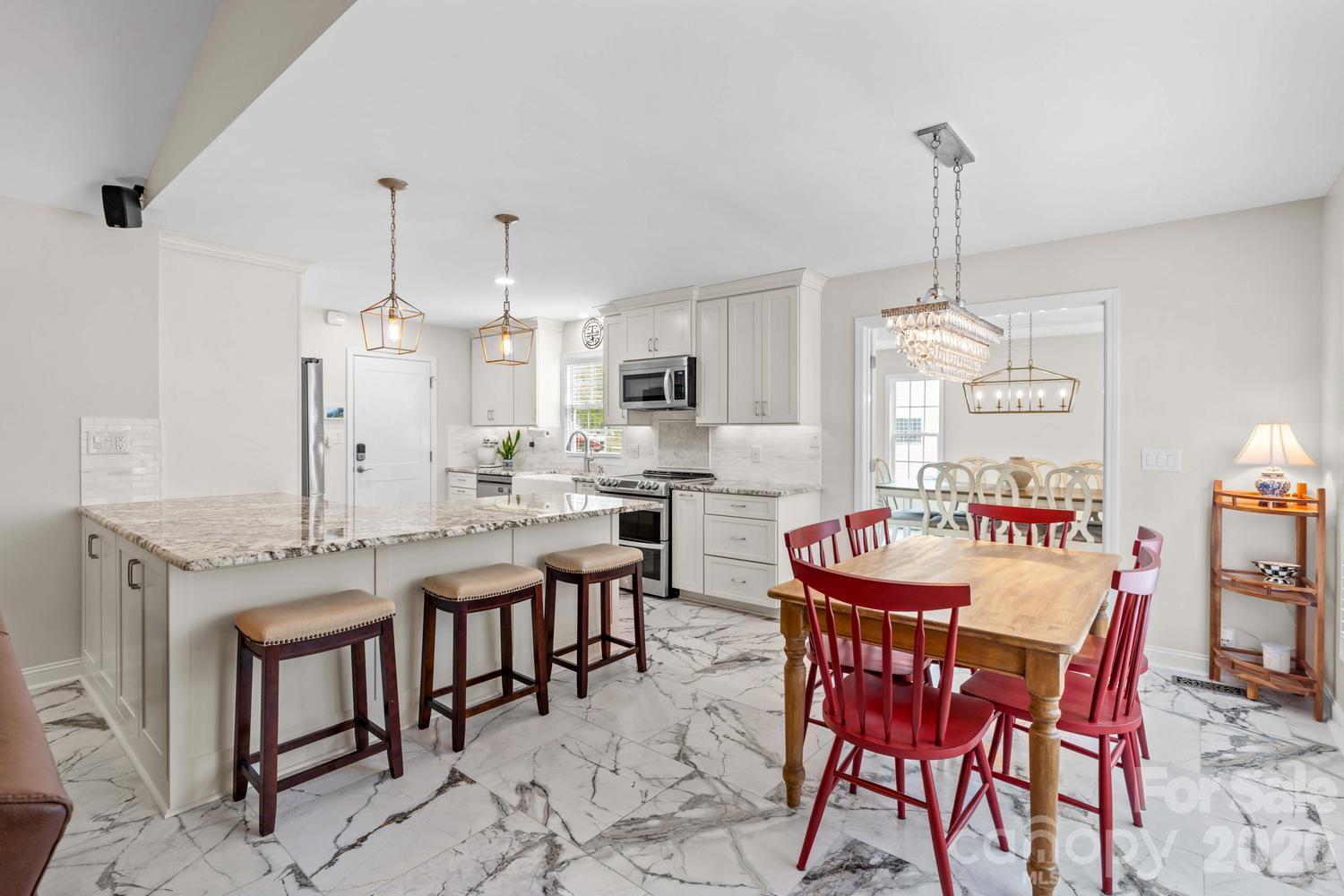 596 Maple Ridge Circle — Salisbury