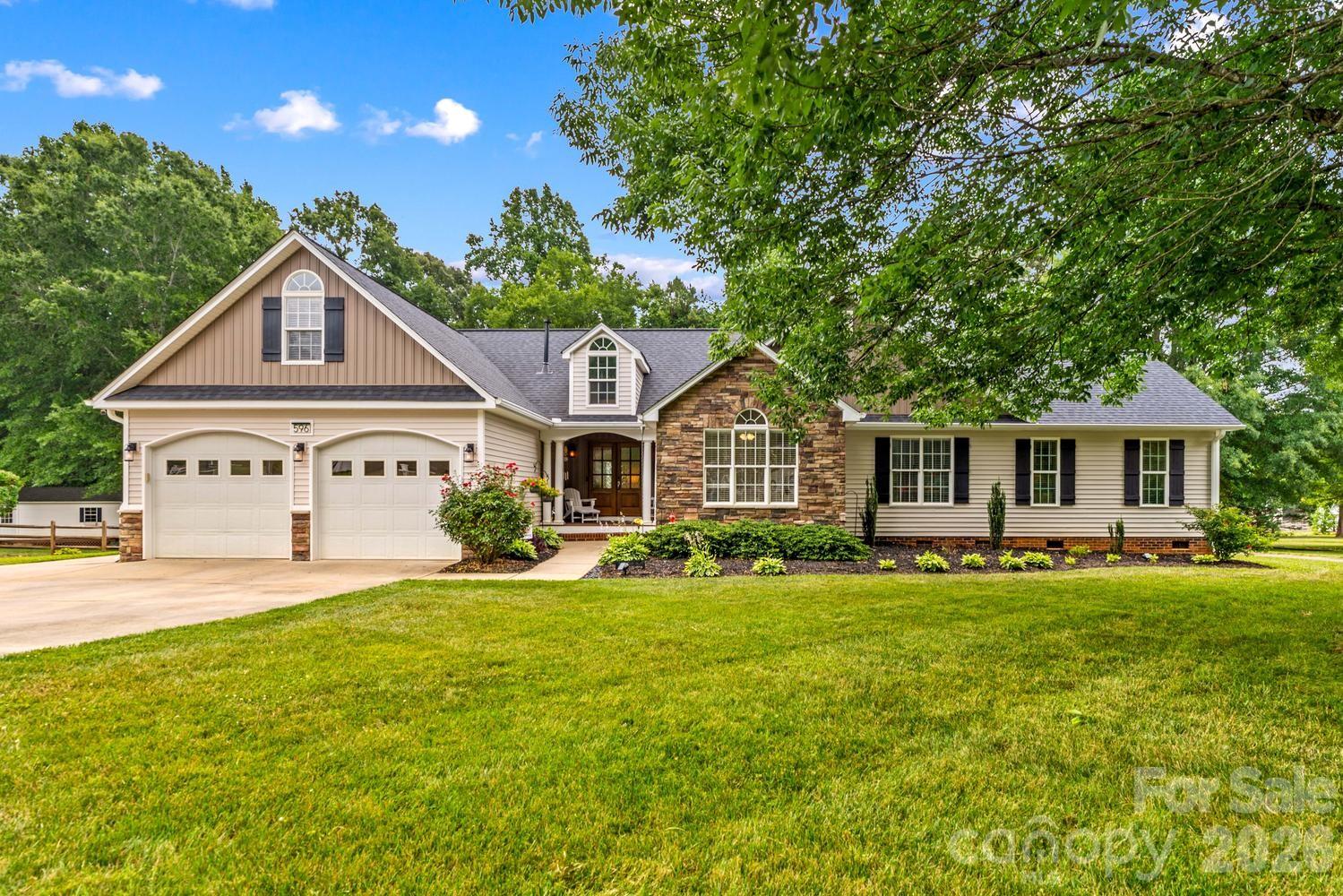 596 Maple Ridge Circle — Salisbury